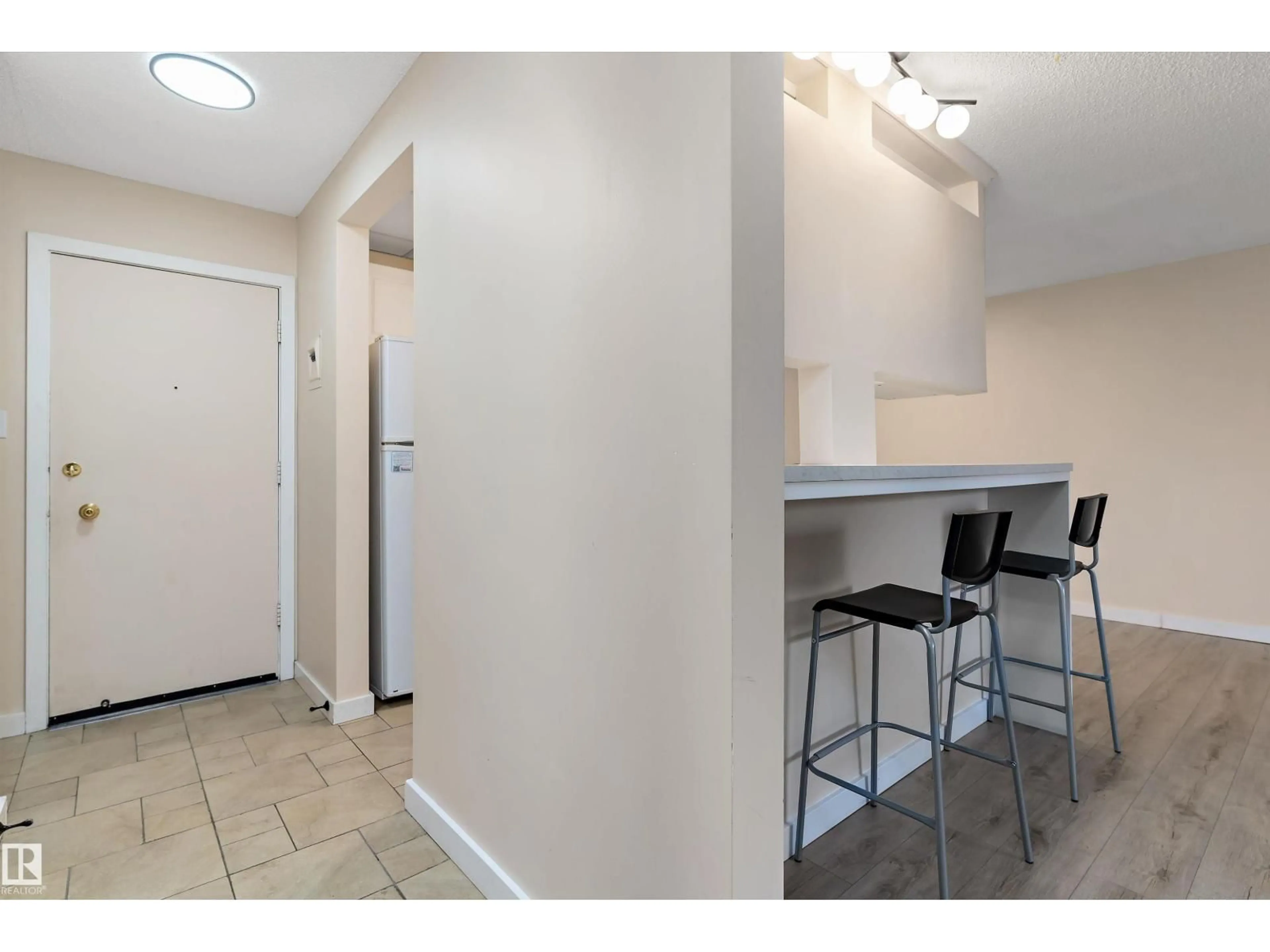 Unknown for #103 - 14903 92 AV, Edmonton Alberta T5R5B5