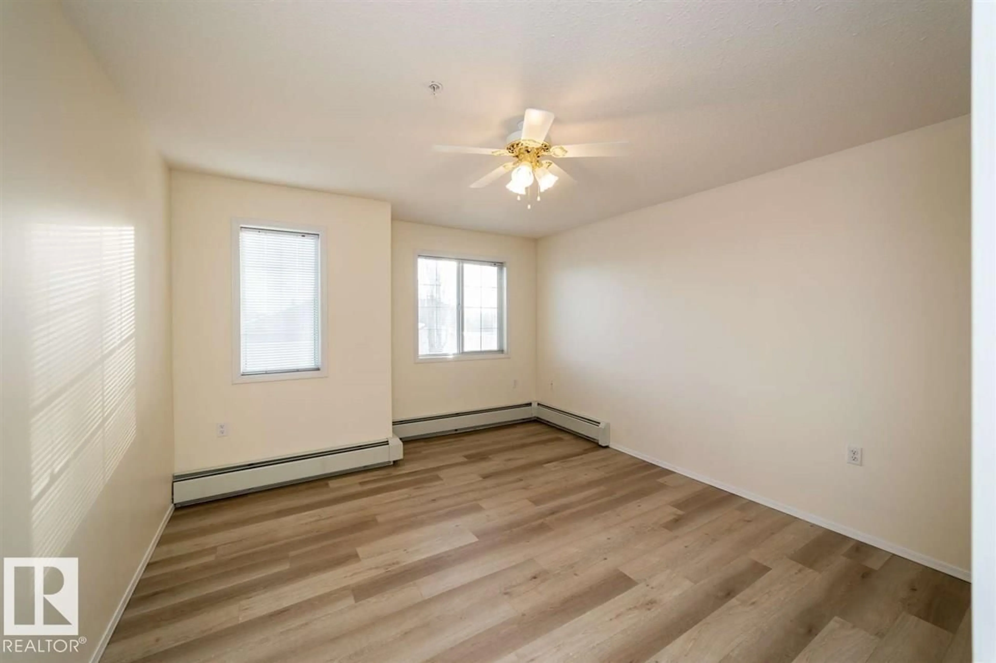 A pic of a room for 252 13441 127 ST NW, Edmonton Alberta T5L5B6