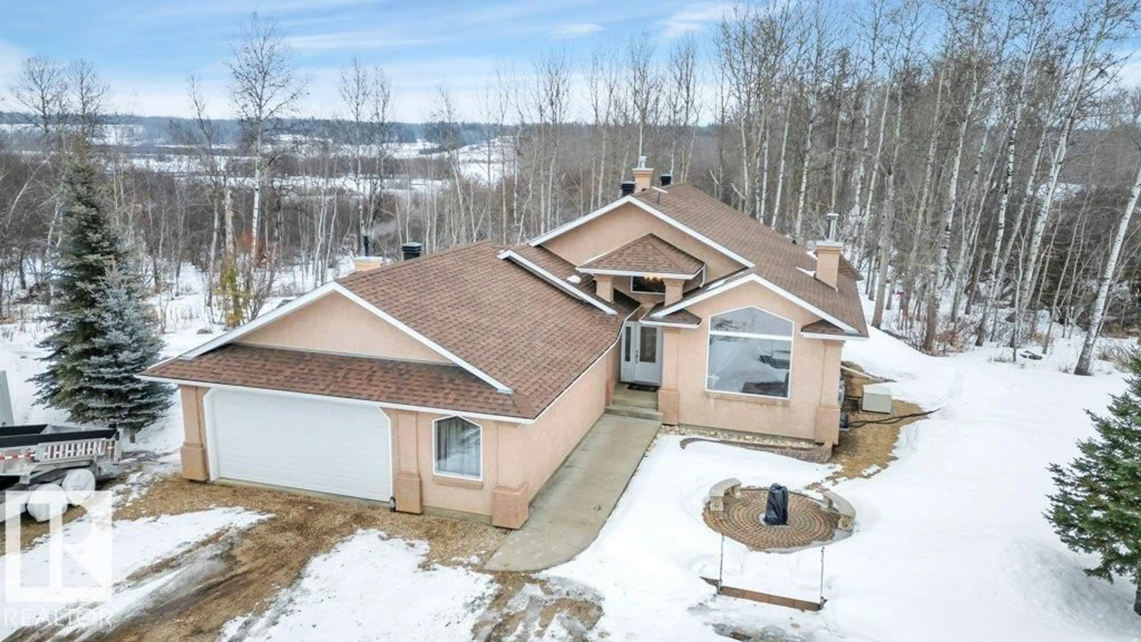 A pic from outside/outdoor area/front of a property/back of a property/a pic from drone, unknown for #45 - 57022 RGE RD 233, Rural Sturgeon County Alberta T0A1N5