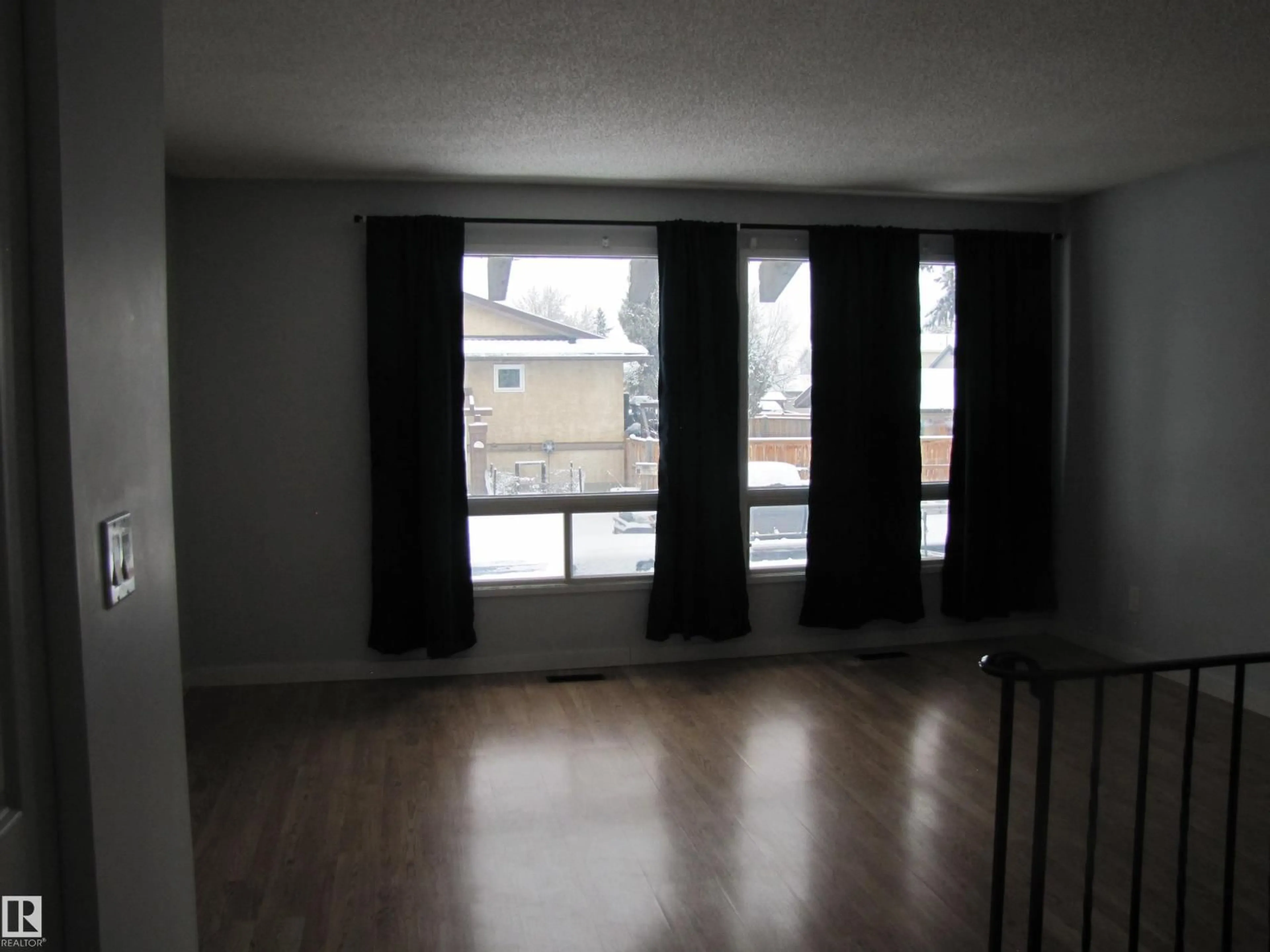 A pic of a room for 3617 43A AV, Edmonton Alberta T6L4R5
