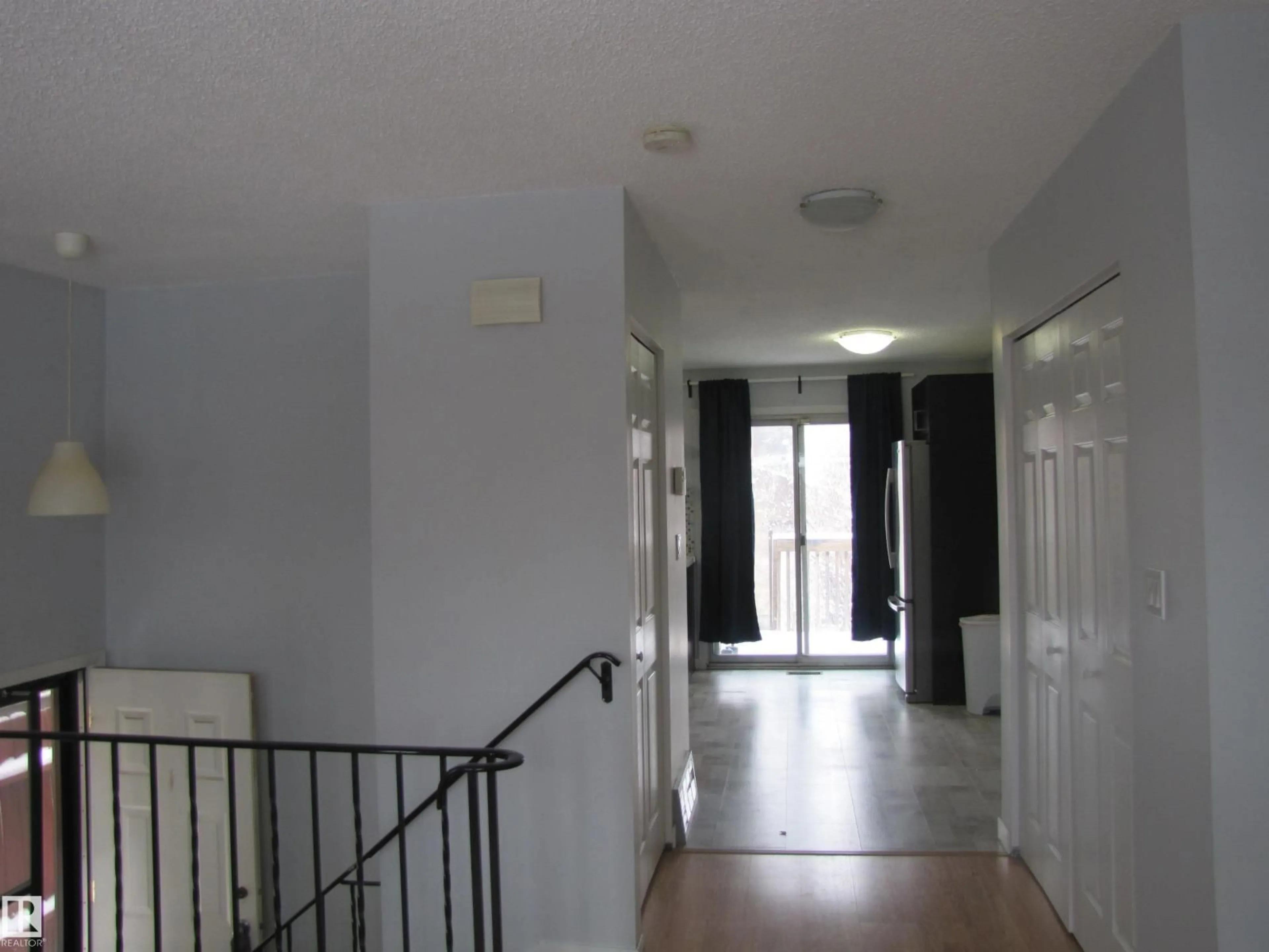 Indoor foyer for 3617 43A AV, Edmonton Alberta T6L4R5