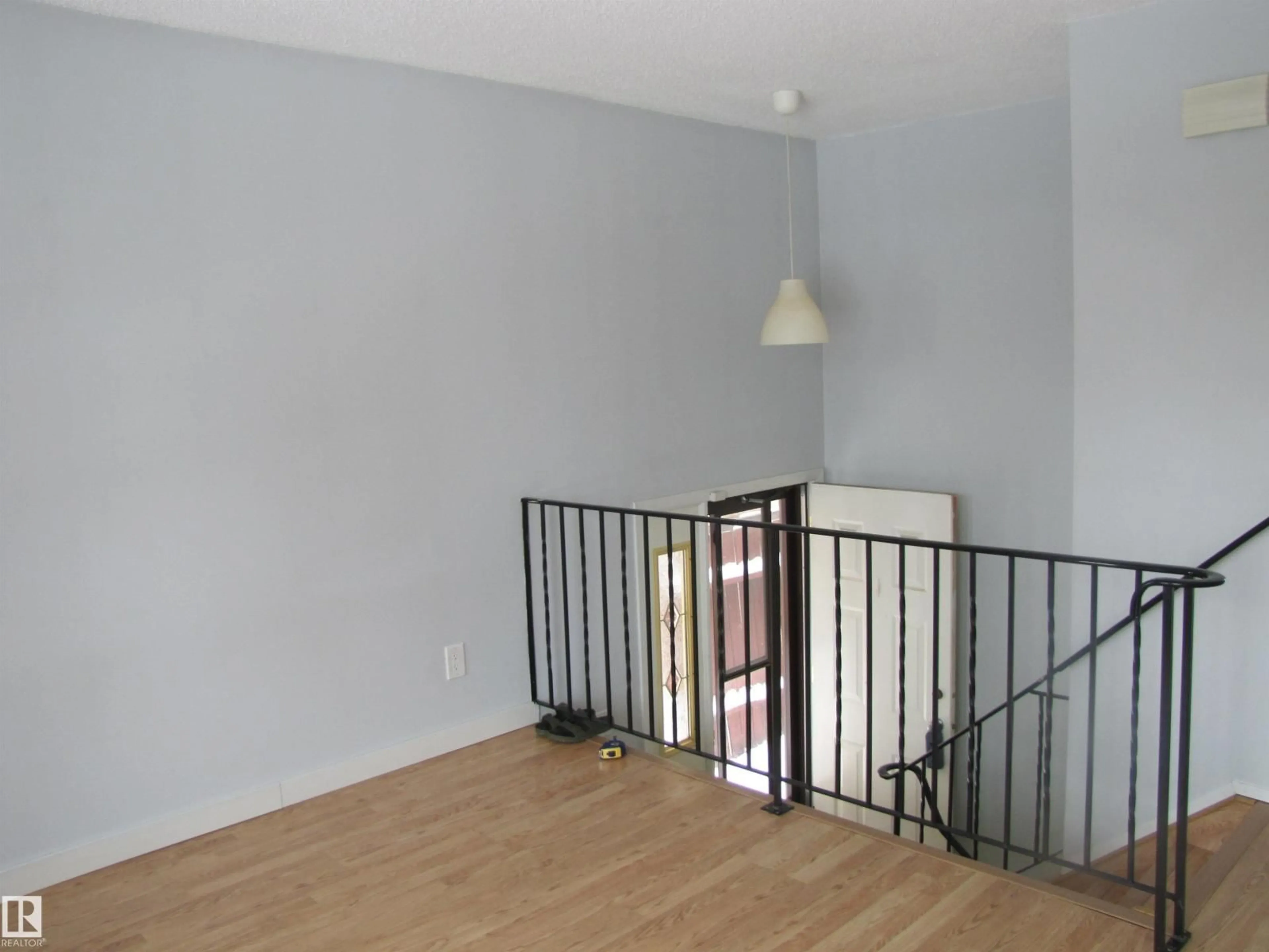 A pic of a room for 3617 43A AV, Edmonton Alberta T6L4R5