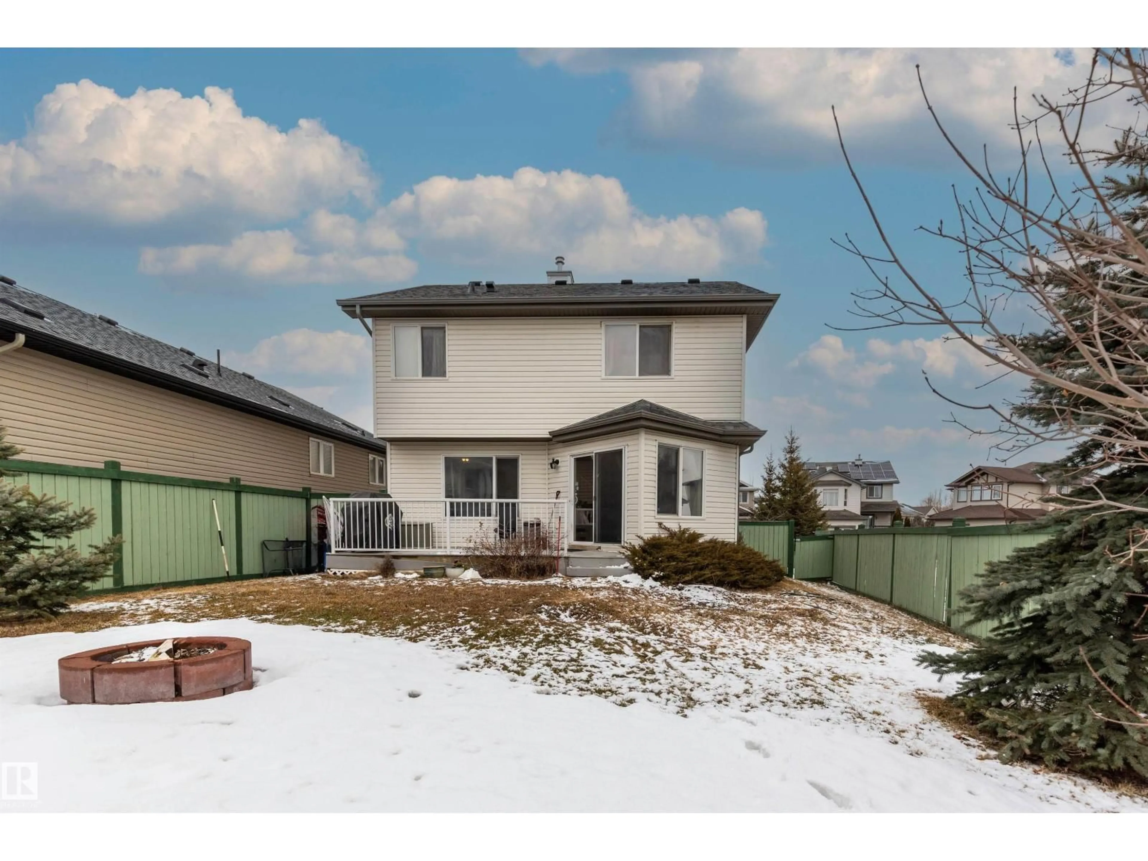 Unknown for 20515 92 AV, Edmonton Alberta T5T0X1