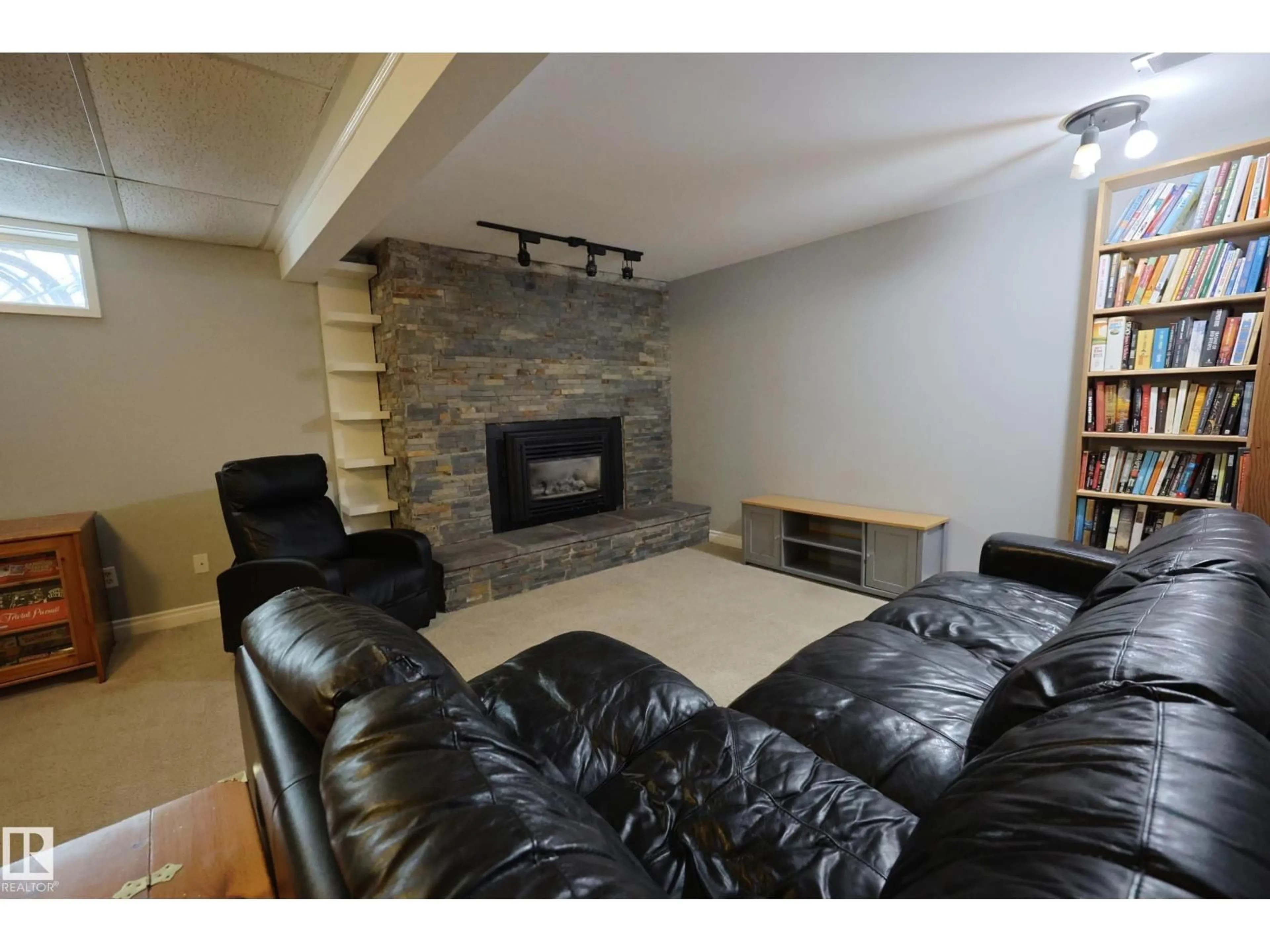 Living room with furniture, unknown for 43 BRAMPTON ST, Spruce Grove Alberta T7X1E8