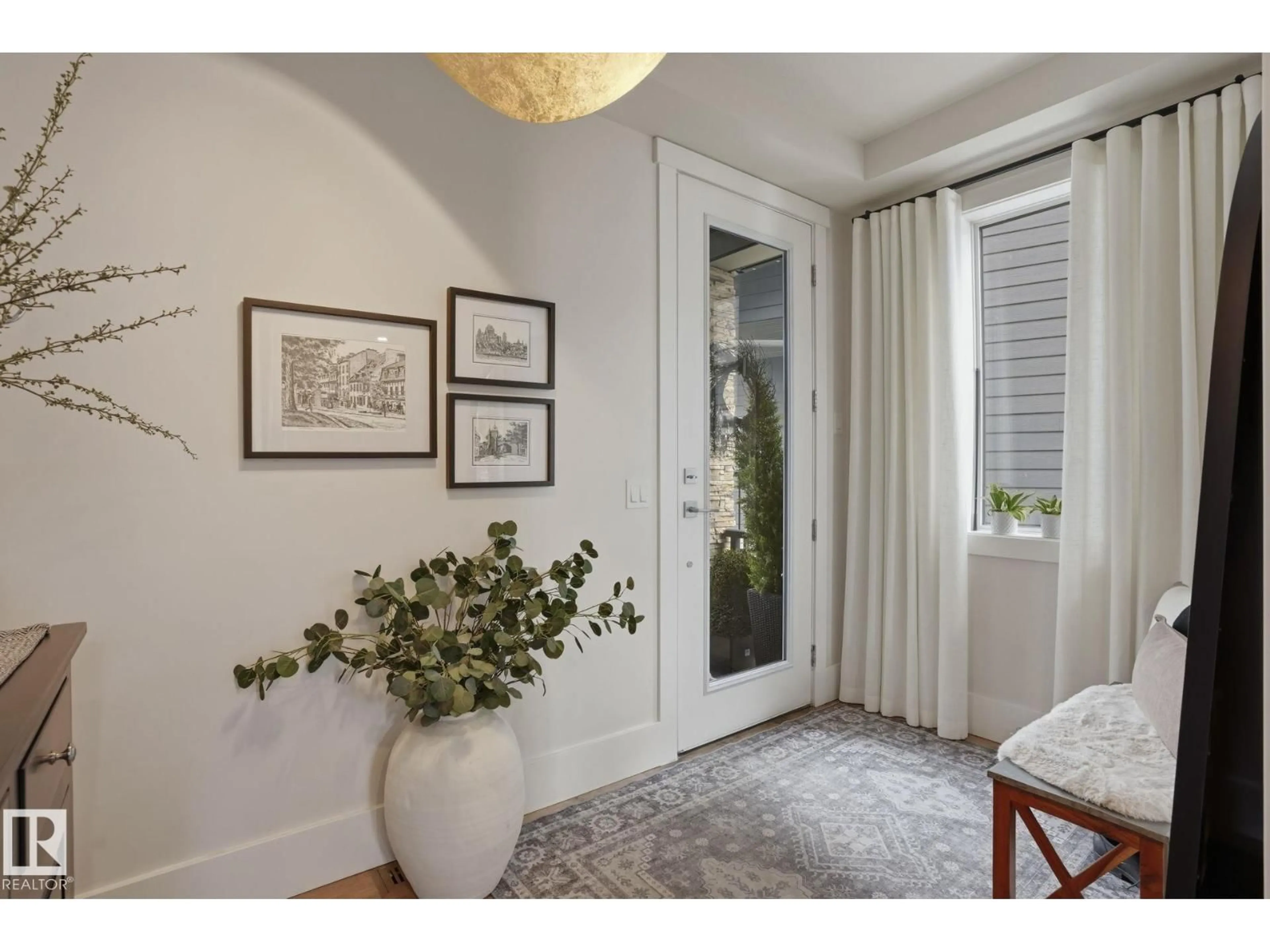 Indoor entryway for 61 AMESBURY WD, Sherwood Park Alberta T8B0C2