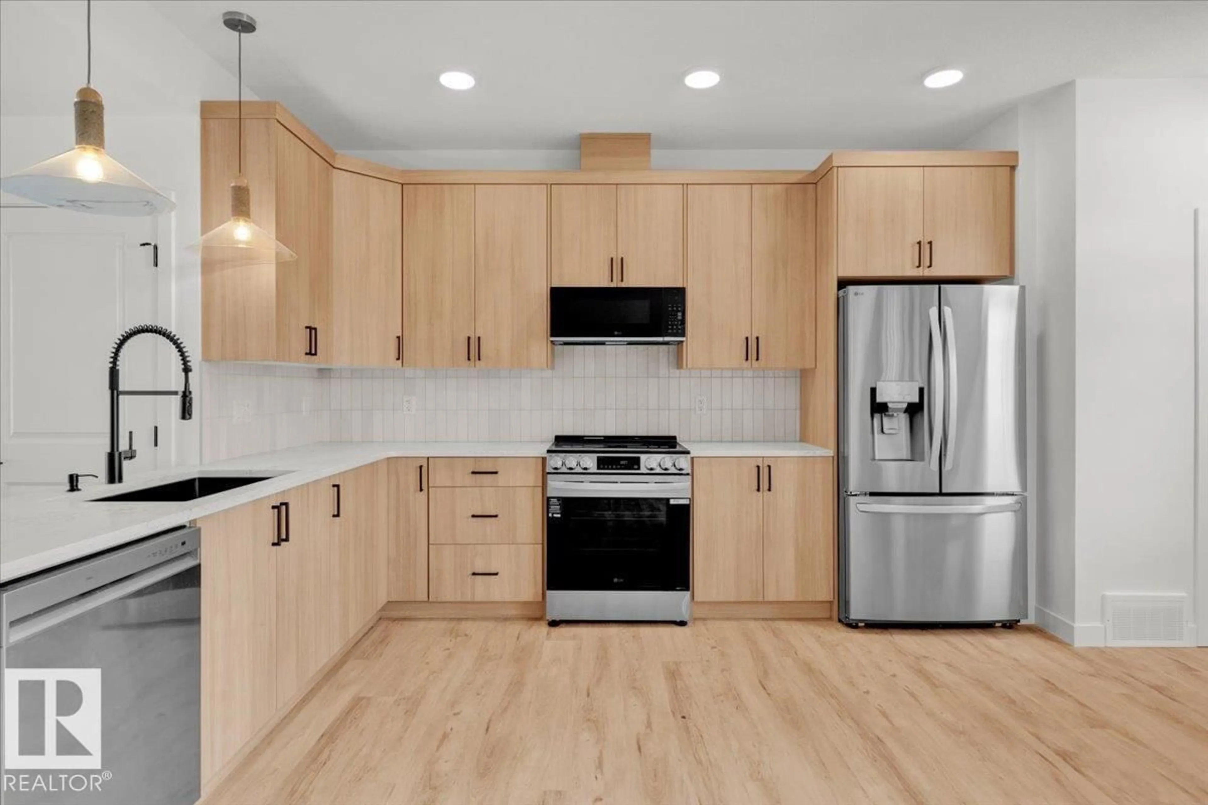 Unknown for 1309 KESWICK DR, Edmonton Alberta T6W4V8