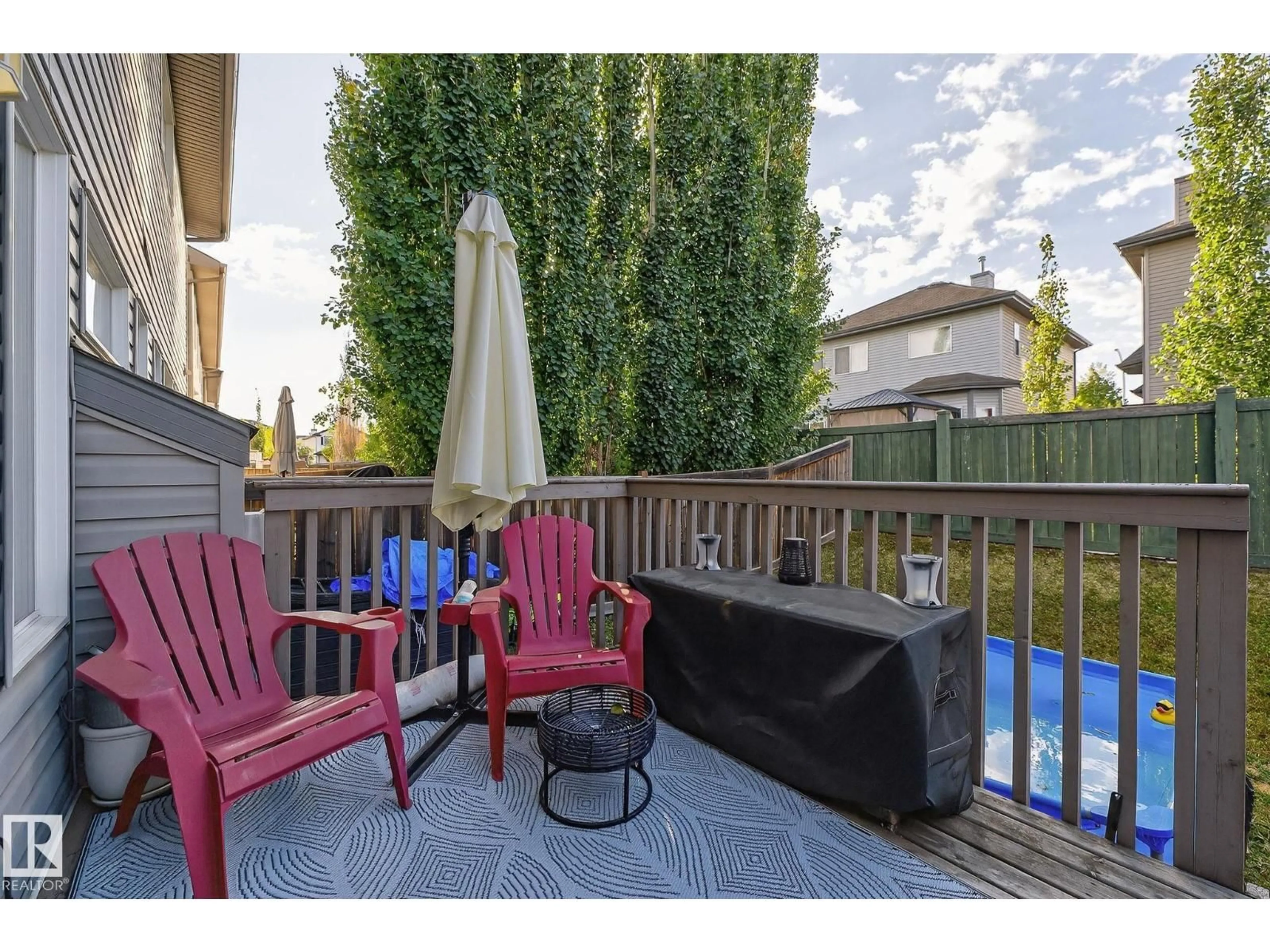Patio, street for 26 85 SPRUCE VILLAGE DR, Spruce Grove Alberta T7X0L2