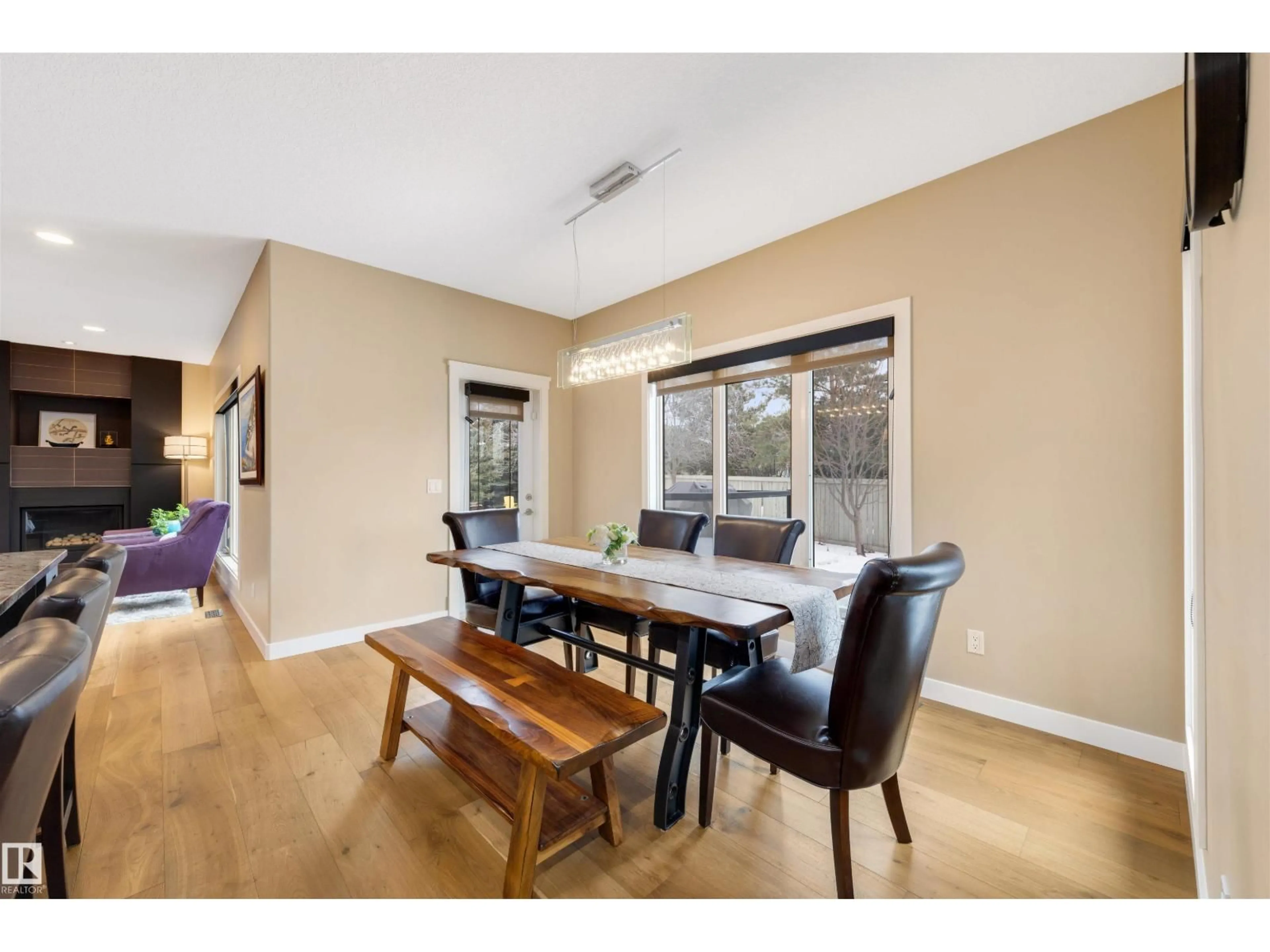 Dining room, wood/laminate floor for 6011 MAYNARD WY, Edmonton Alberta T6R0P7