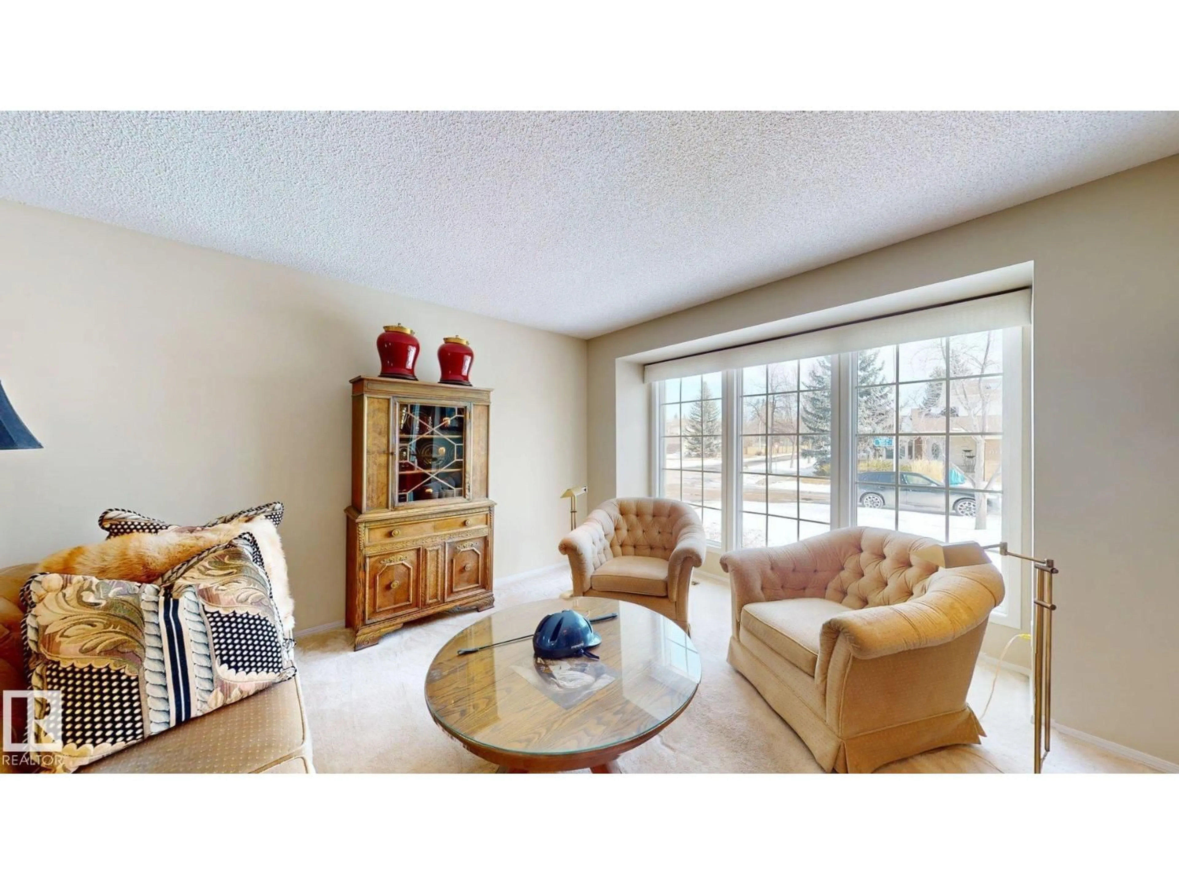 Living room with furniture, unknown for 713 BURLEY DRIVE, Edmonton Alberta T6R1W7