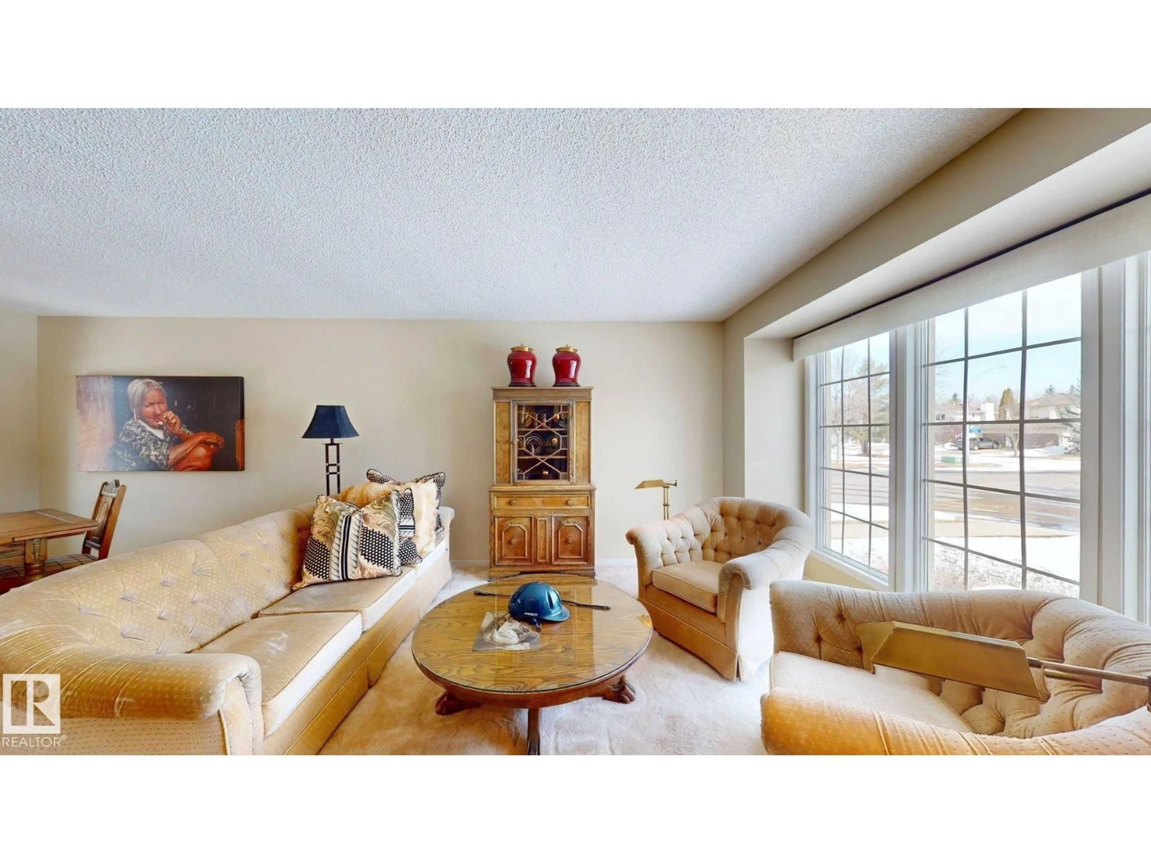Living room with furniture, unknown for 713 BURLEY DRIVE, Edmonton Alberta T6R1W7