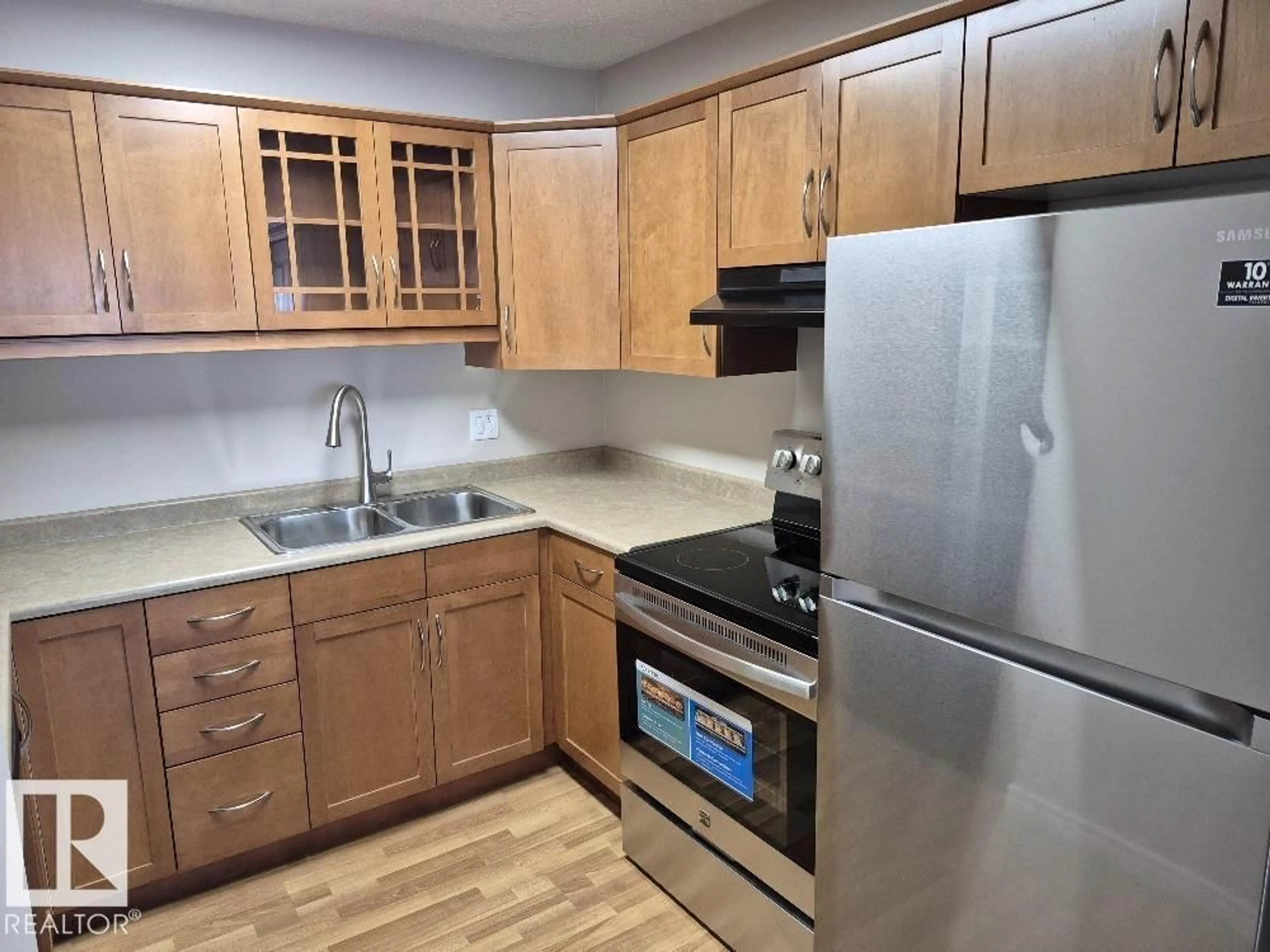 Standard kitchen, unknown for #402 - 9323 105 AVE, Edmonton Alberta T5H0J7
