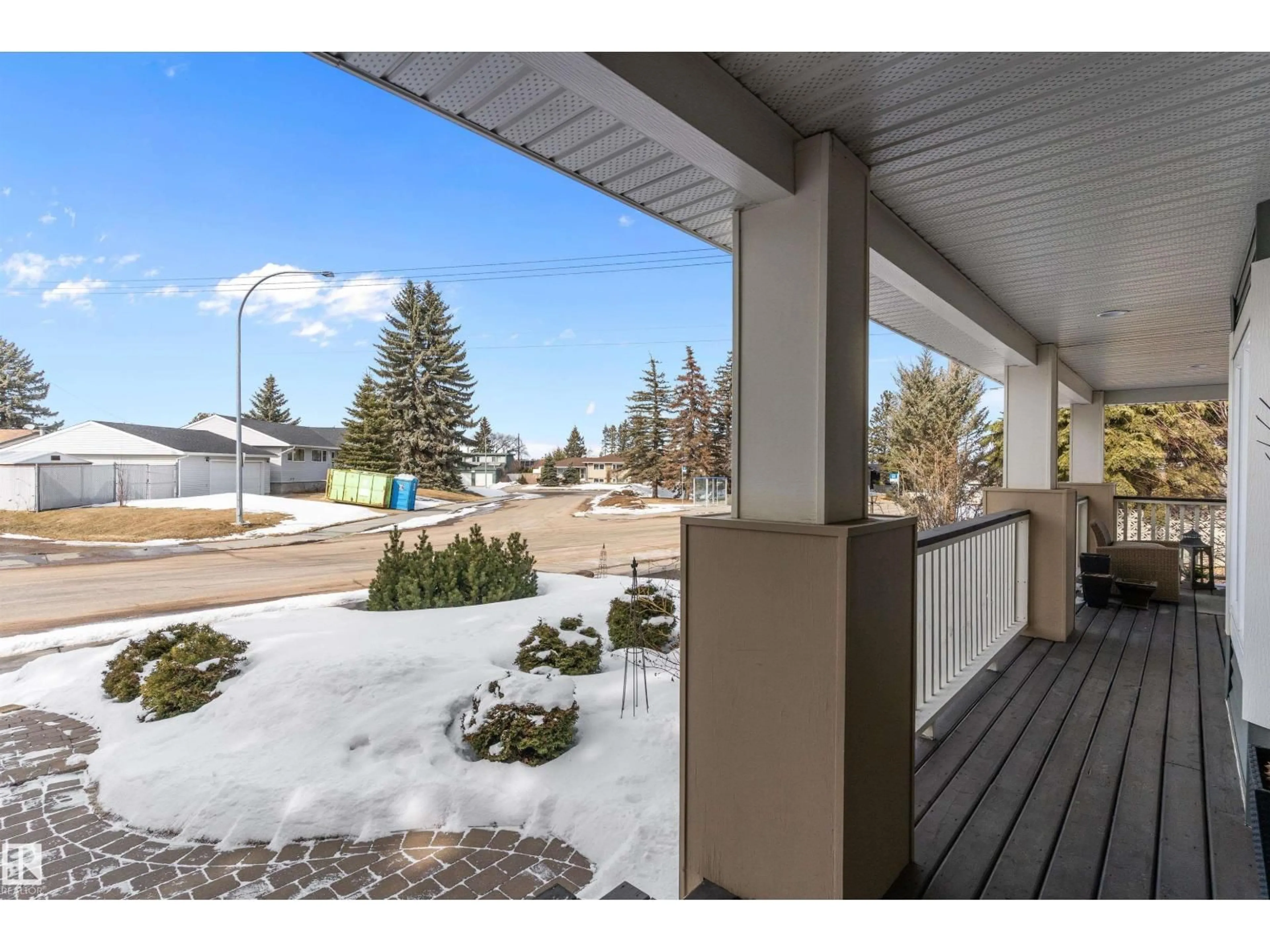 Patio, street for NW - 10765 65 ST, Edmonton Alberta T6A2P3