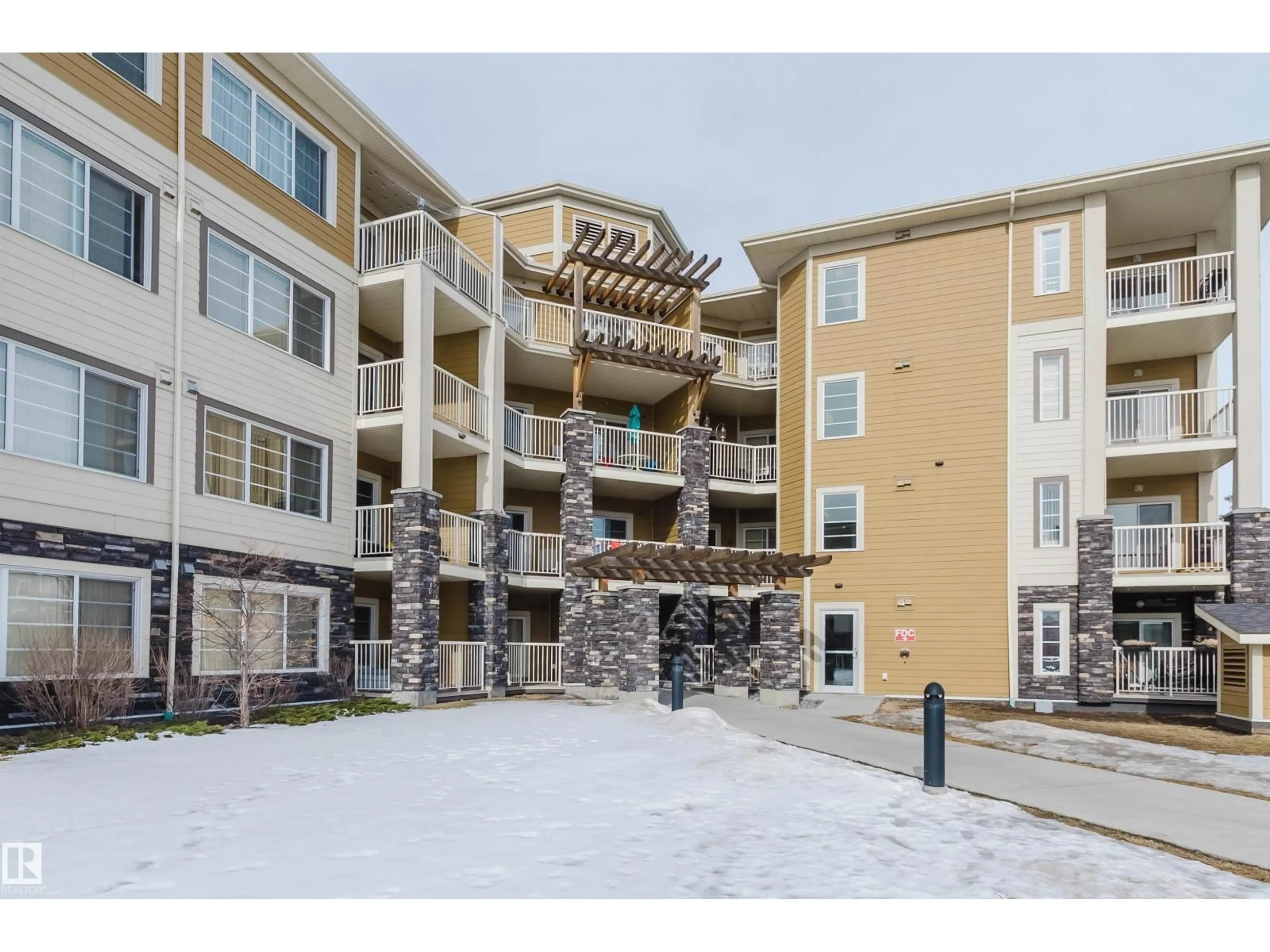 Unknown for #402 - 3670 139 AV NW, Edmonton Alberta T5Y3N5