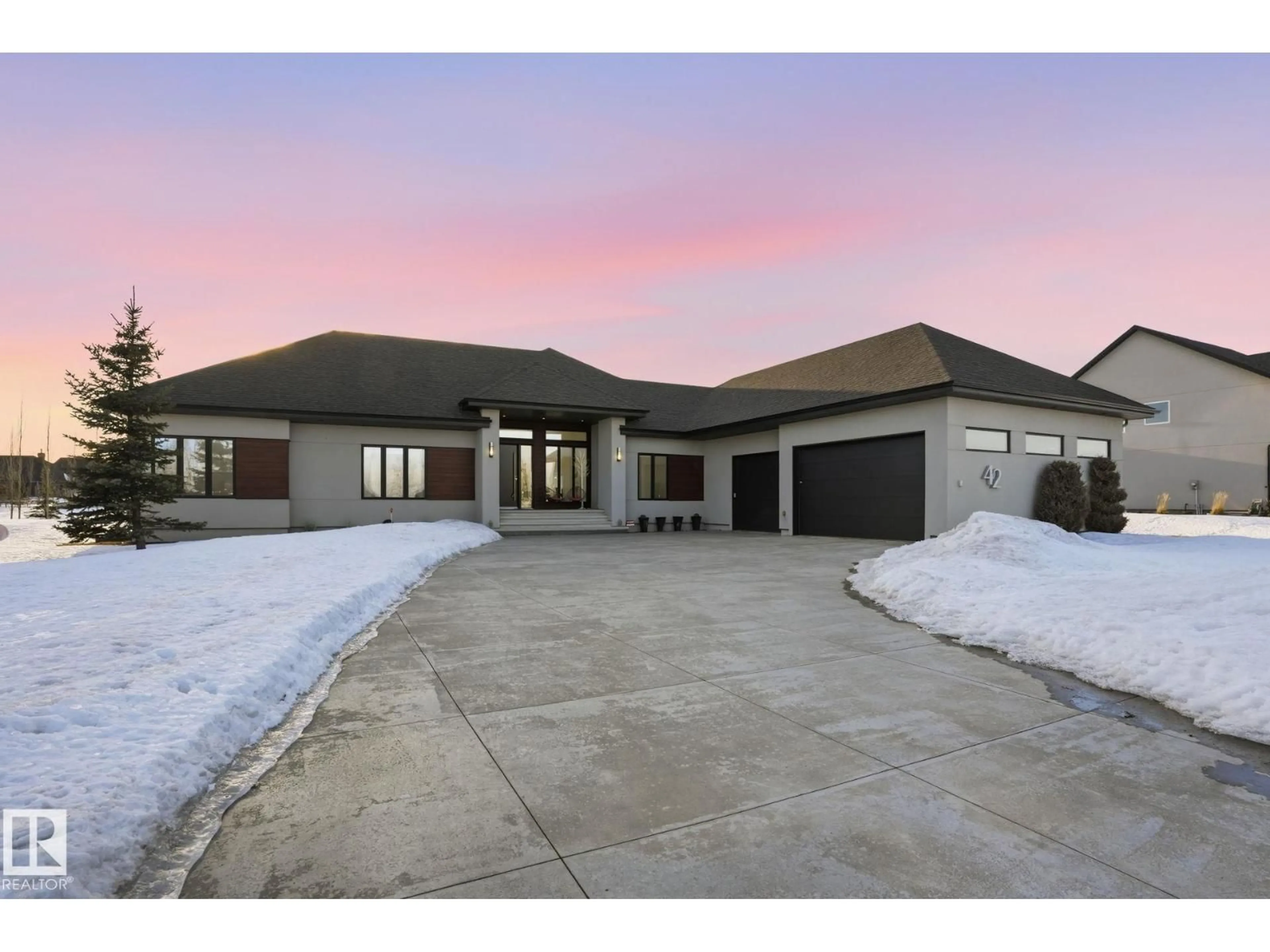 Unknown for 42 MANOR POINTE PL, Rural Sturgeon County Alberta T8T0C7