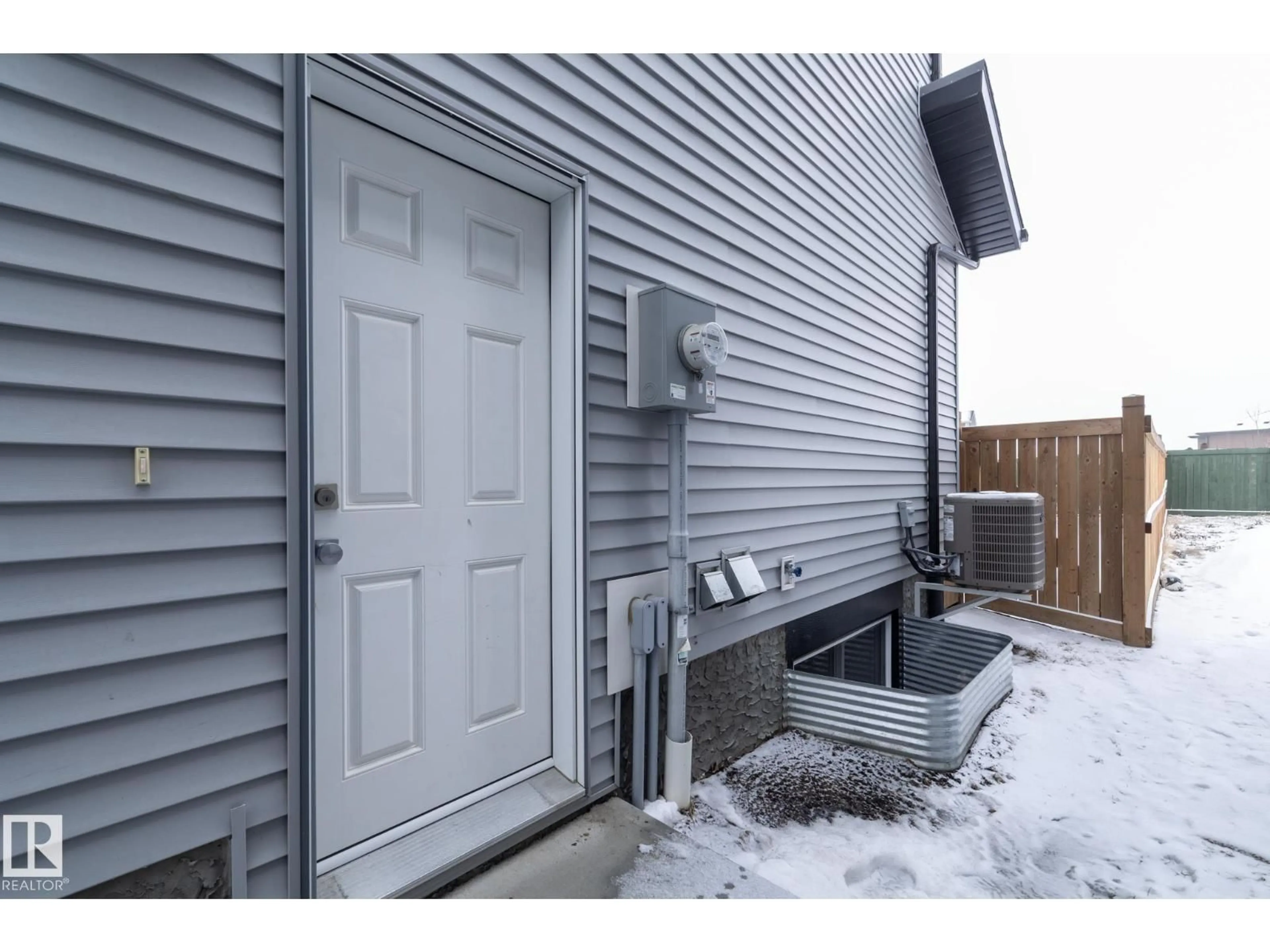 Unknown for 20650 94A AV, Edmonton Alberta T5T7M9