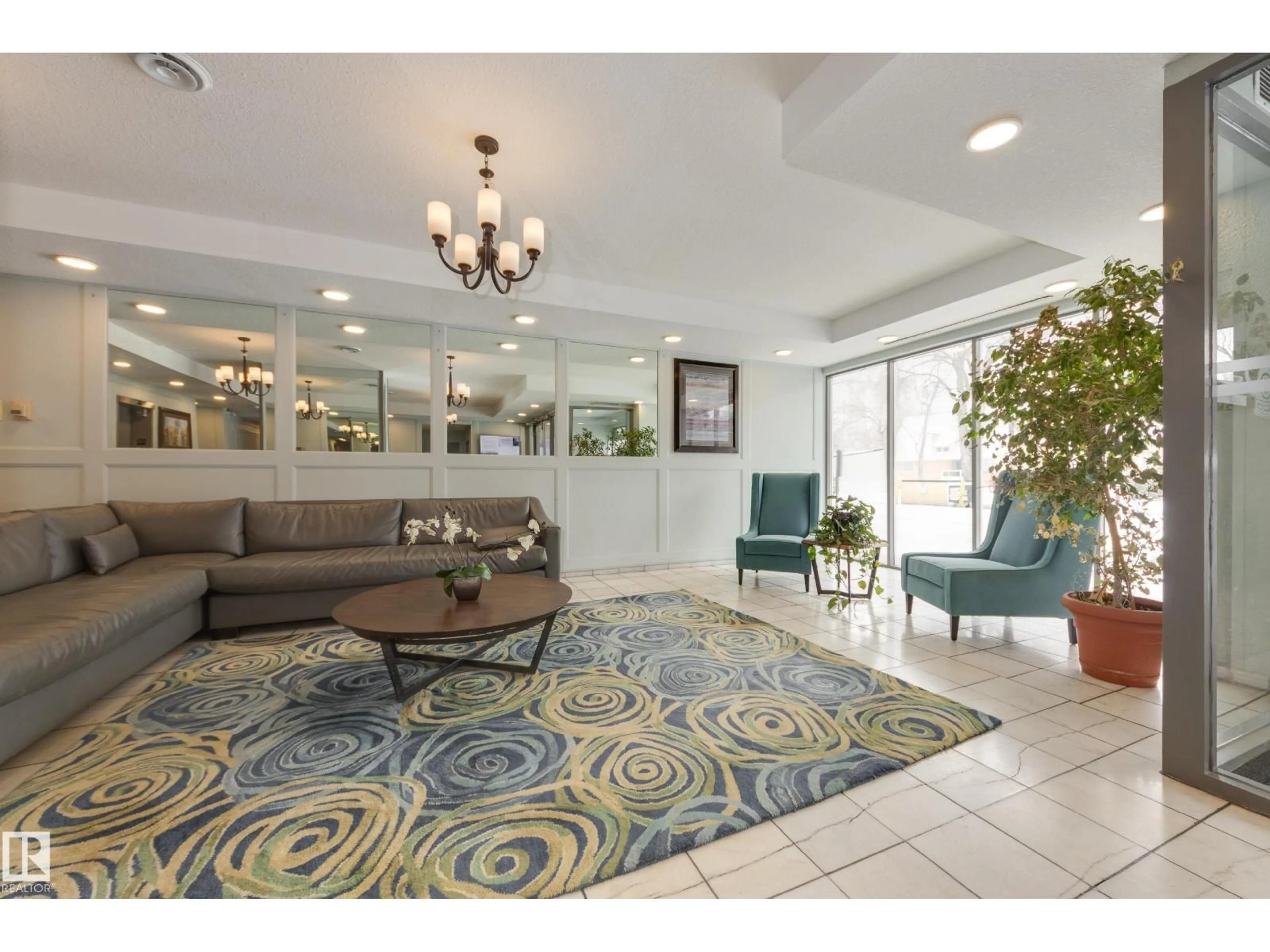 Lobby for #702 - 11307 99 AV, Edmonton Alberta T5K0H2
