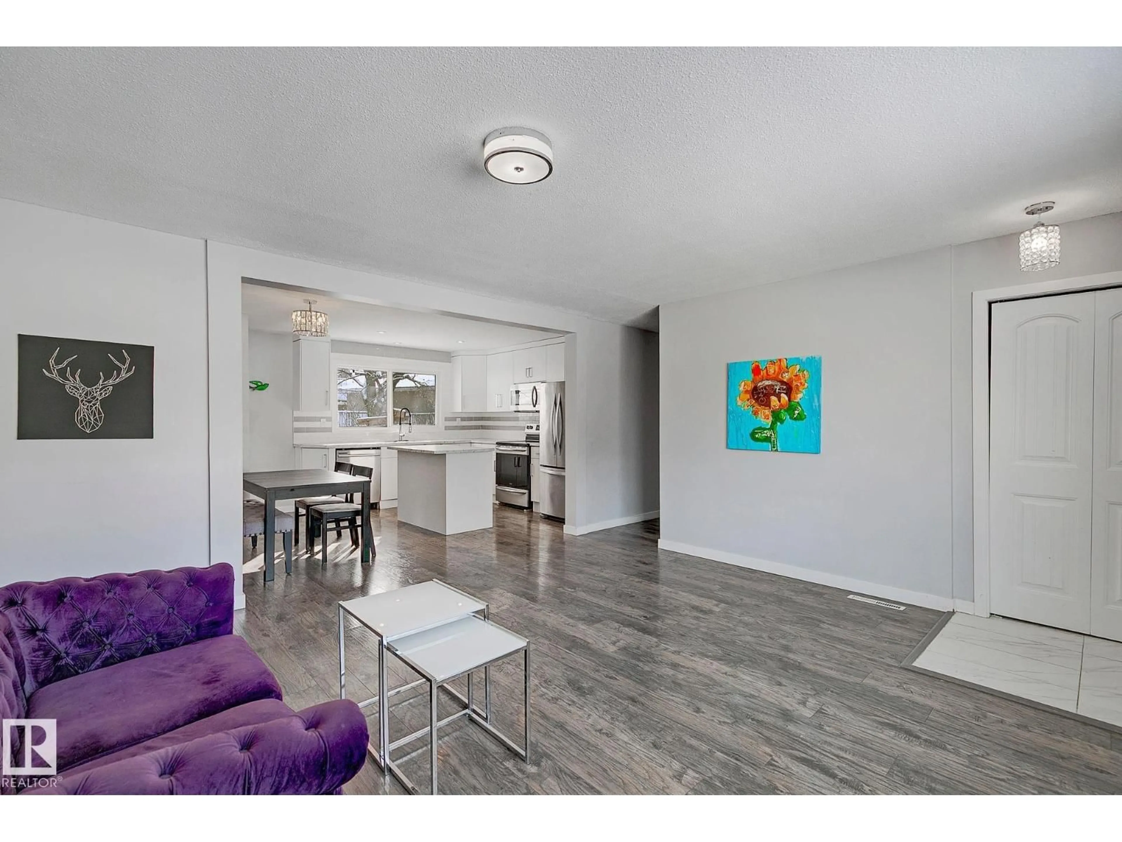 Unknown for 33 BLUEBIRD CR, Sherwood Park Alberta T8A2H9