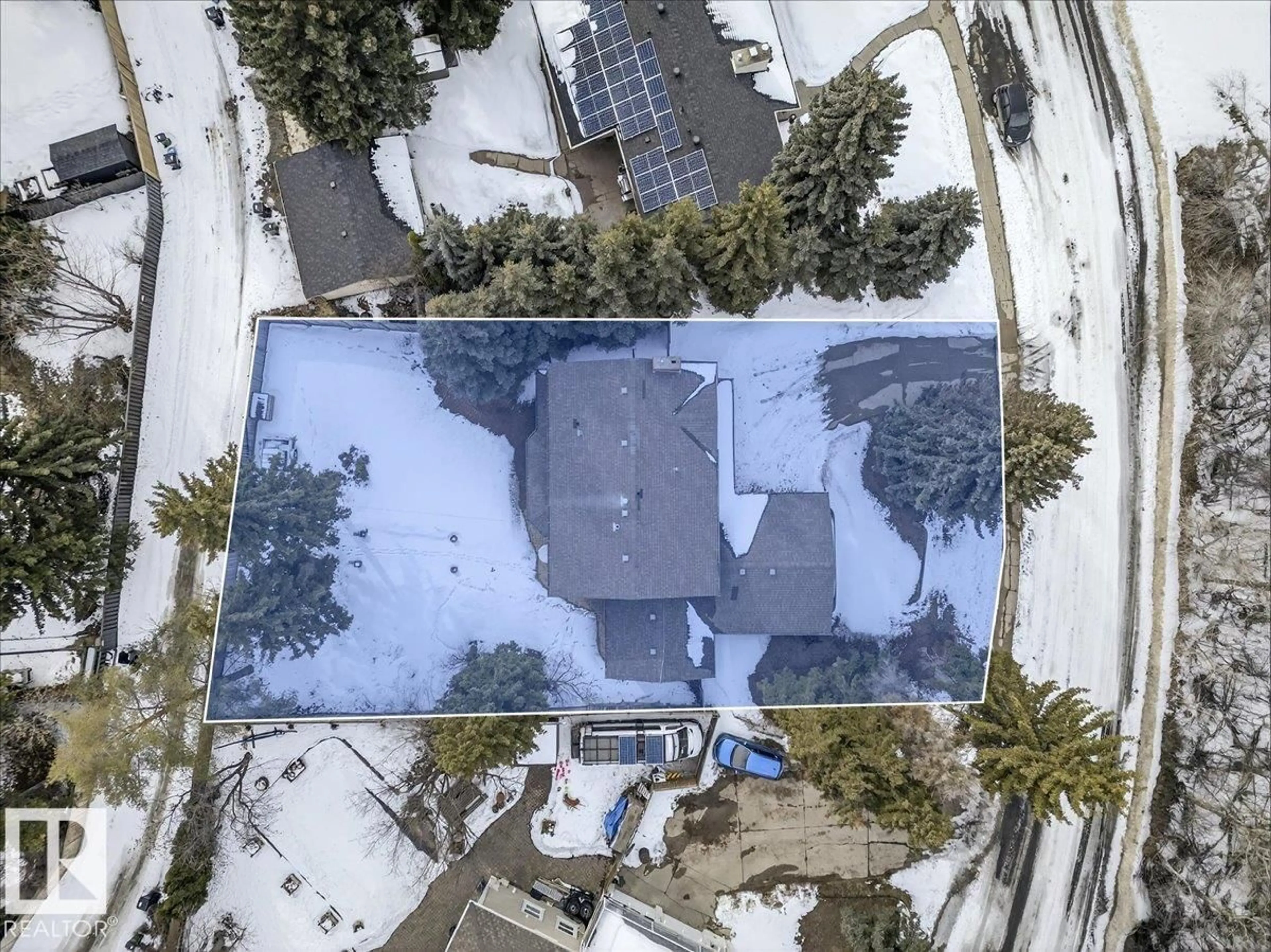 A pic from outside/outdoor area/front of a property/back of a property/a pic from drone, street for 14107 60 AV, Edmonton Alberta T6H1J6