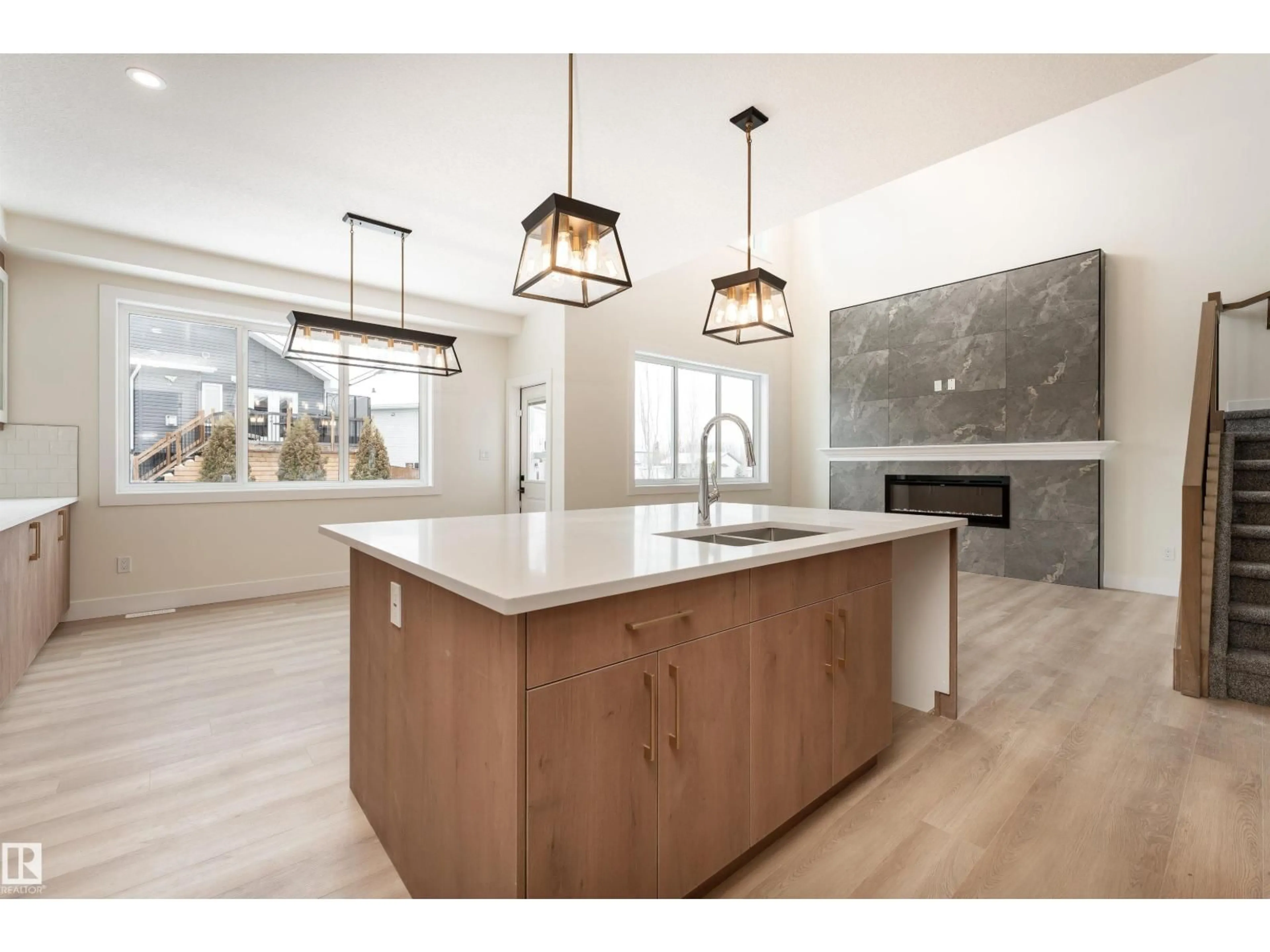 Open concept kitchen, unknown for 60 LANDING TRAILS DR, Gibbons Alberta T0A1N0