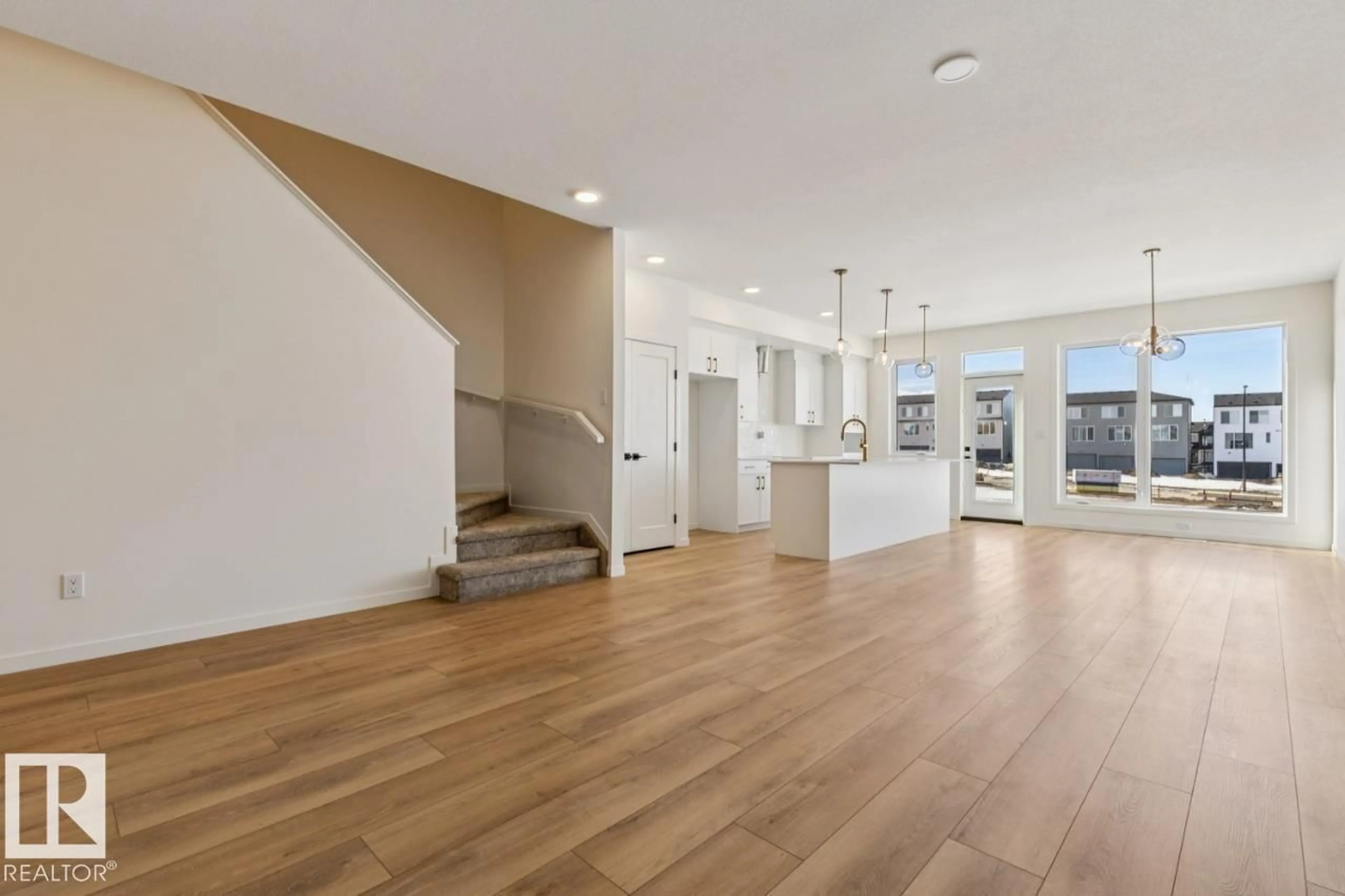 Unknown for SW - 432 30 ST, Edmonton Alberta T6X1A5