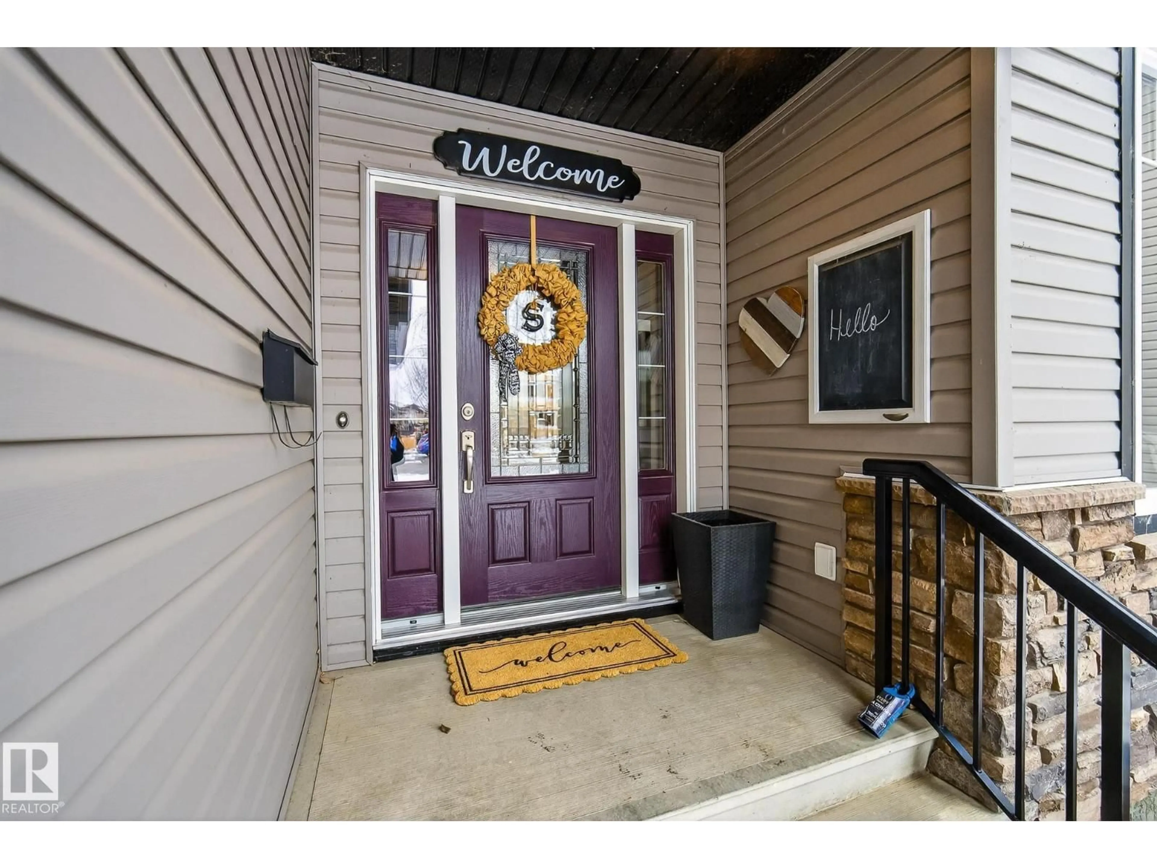 Indoor entryway for 5408 64 ST, Beaumont Alberta T4X0H2