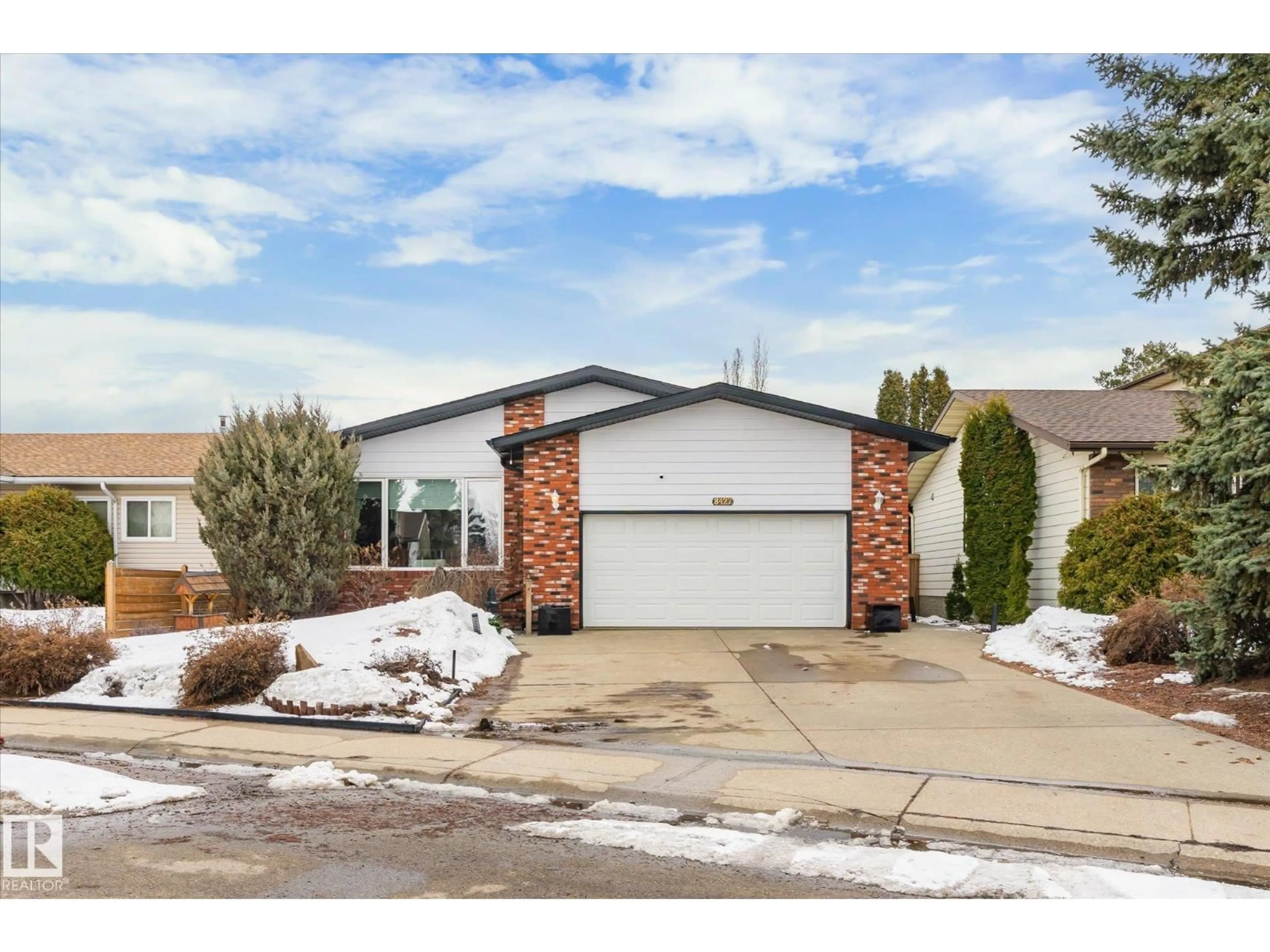 Unknown for NW - 8427 152B AV, Edmonton Alberta T5E6G1