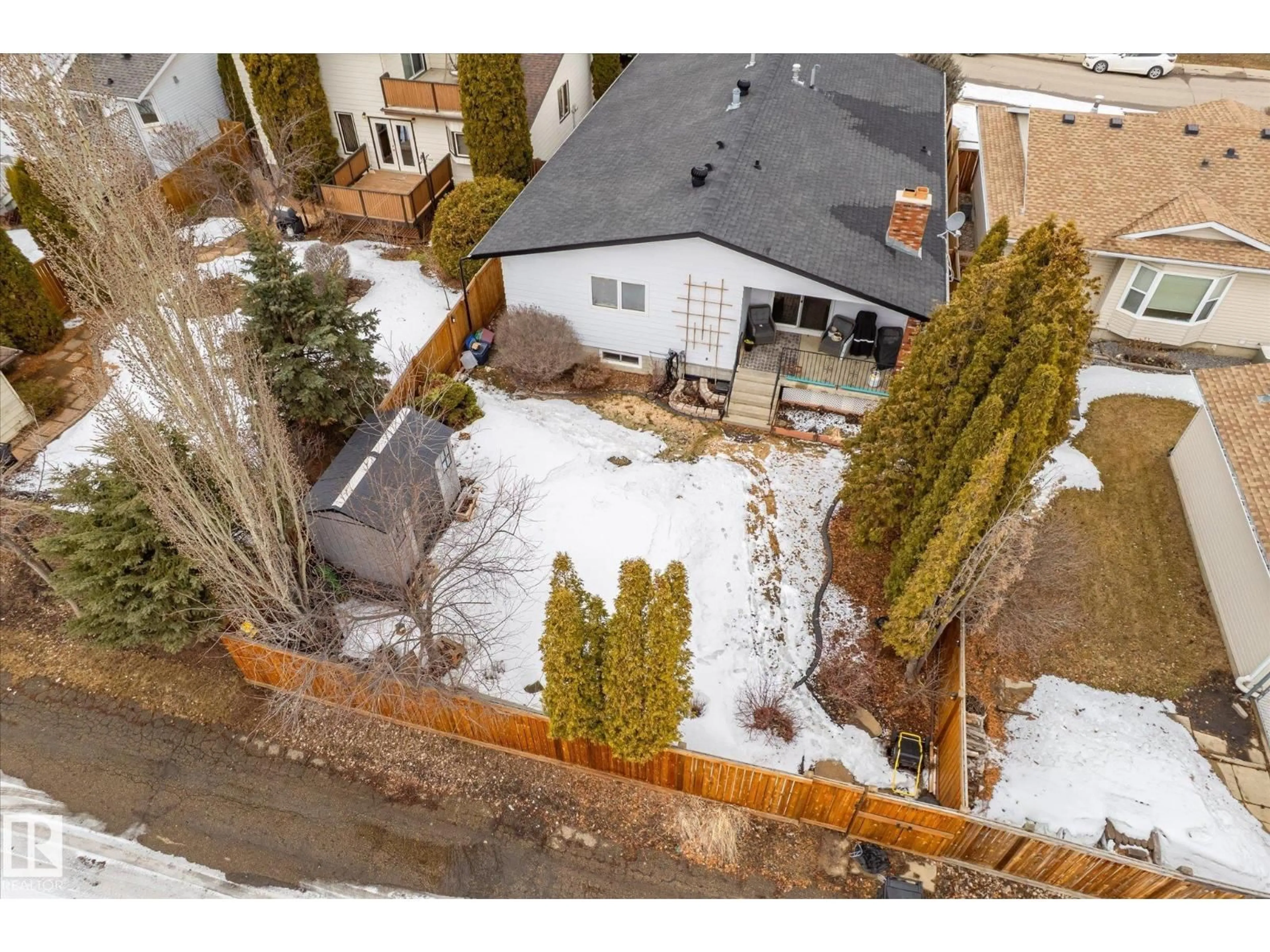 A pic from outside/outdoor area/front of a property/back of a property/a pic from drone, street for NW - 8427 152B AV, Edmonton Alberta T5E6G1