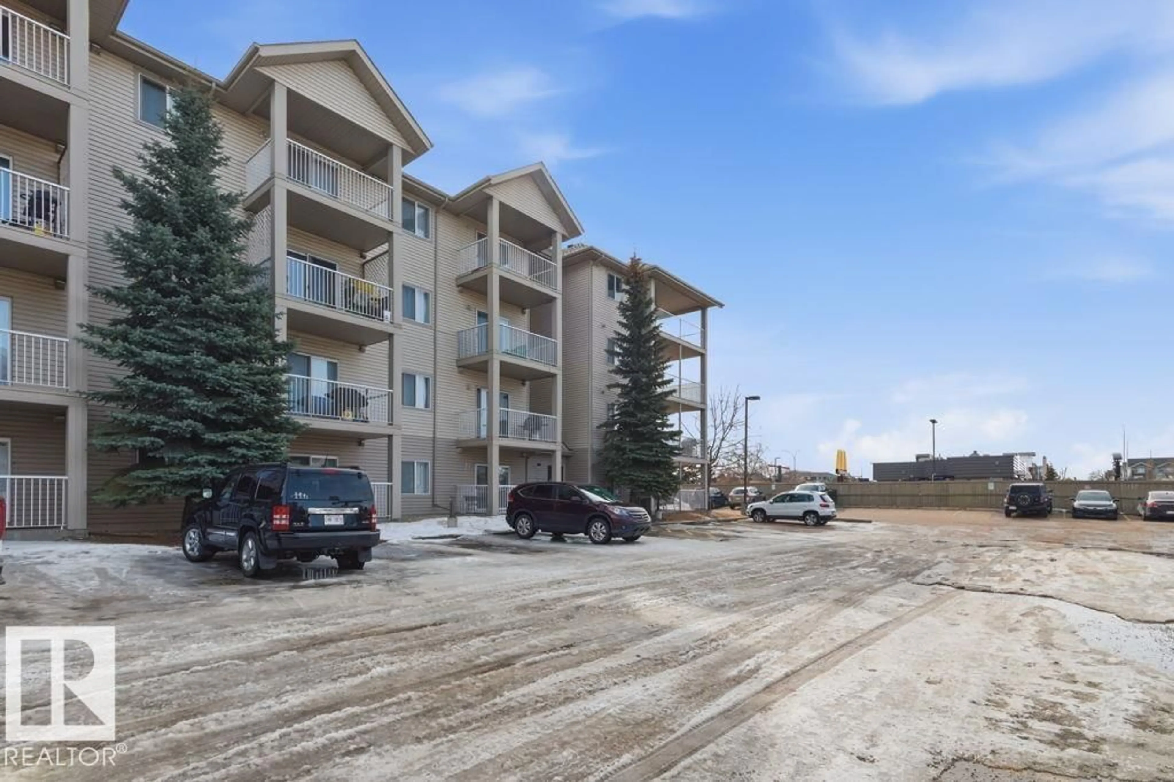 A pic from outside/outdoor area/front of a property/back of a property/a pic from drone, unknown for NW - 410 12550 140 AVENUE, Edmonton Alberta T5X6J4