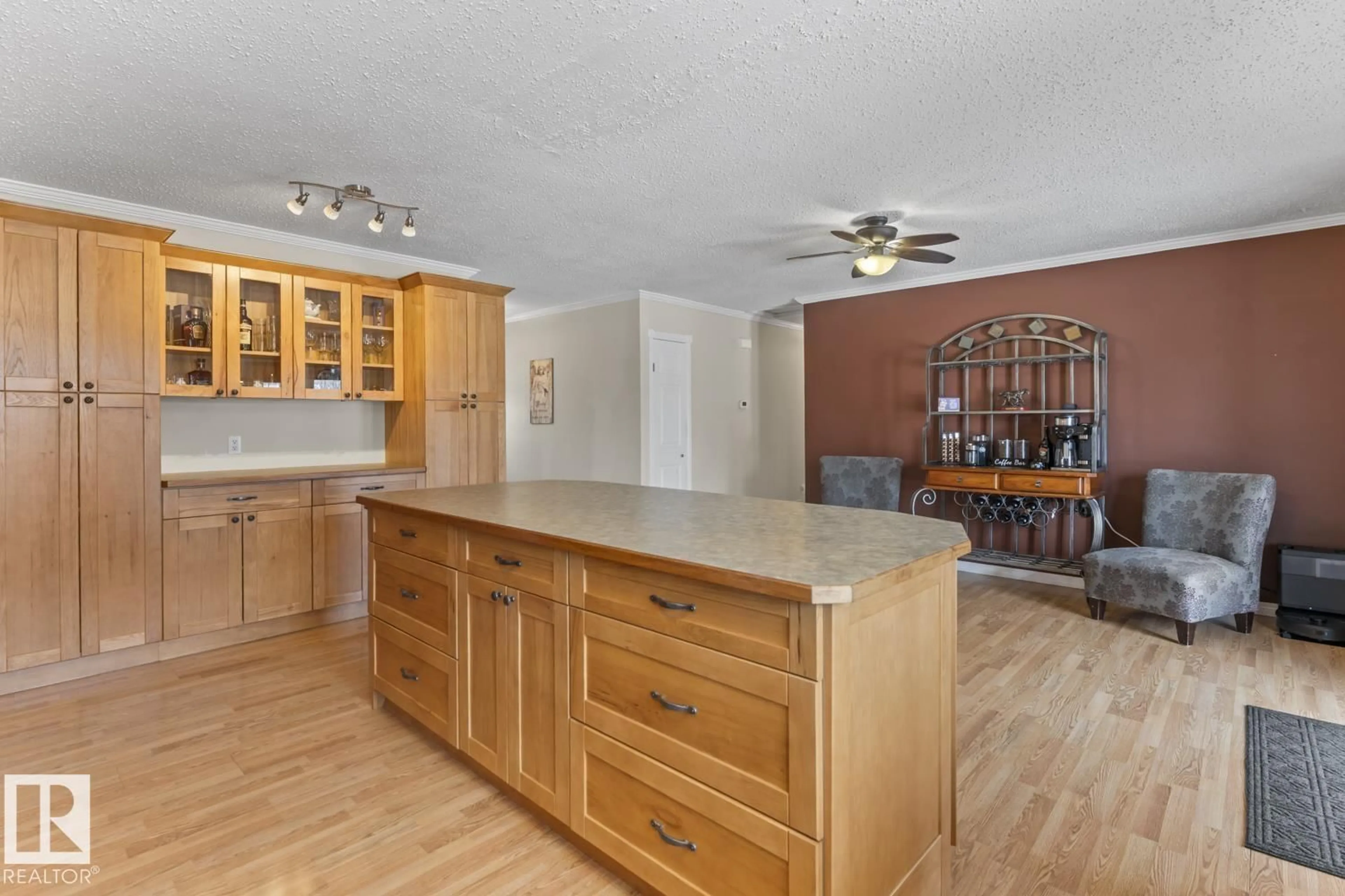 Open concept kitchen, unknown for 4101 47 ST, Bonnyville Town Alberta T9N1P9