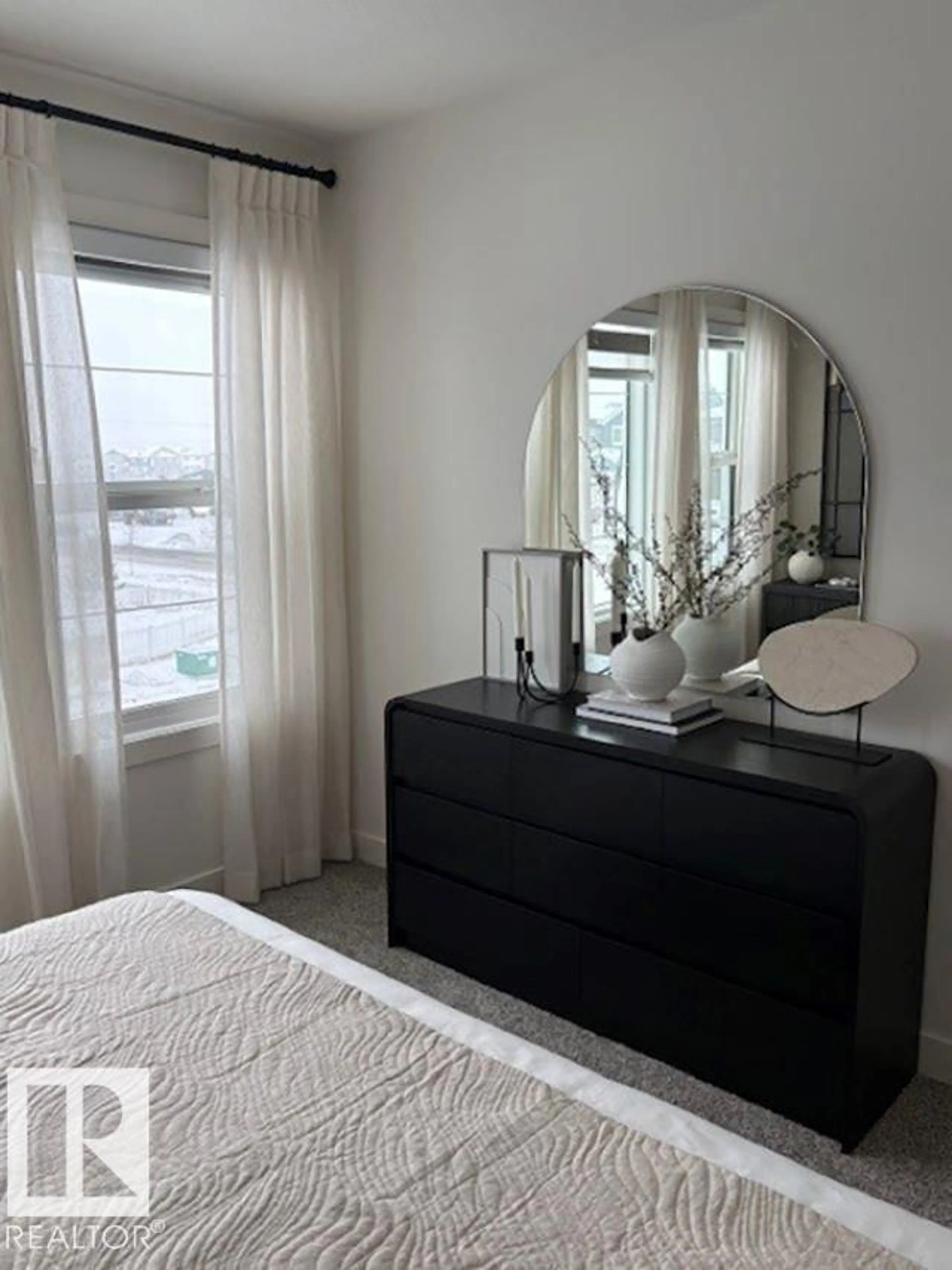 A pic of a room for SW - 5039 CAWSEY LI, Edmonton Alberta T6W5G5