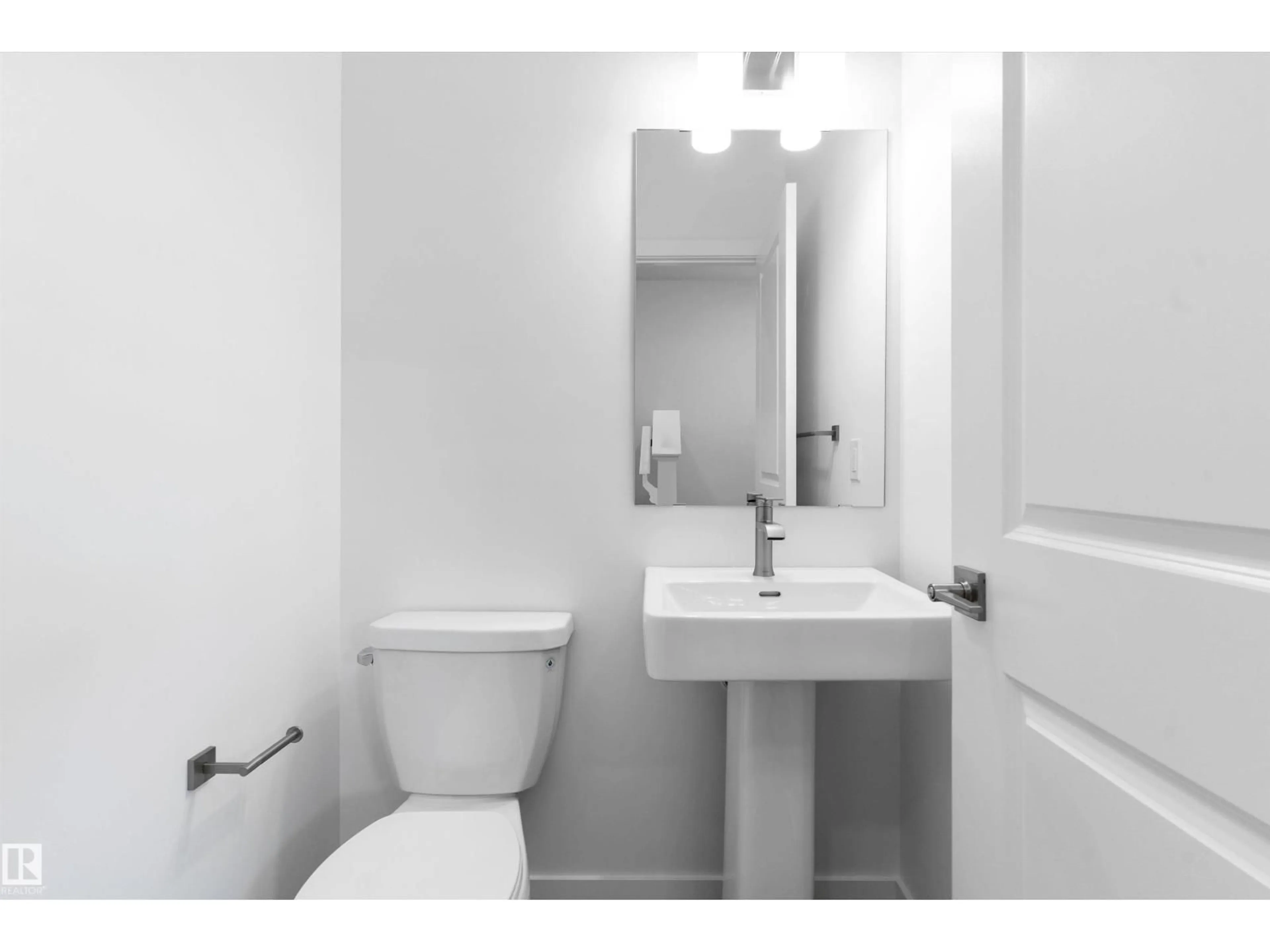 Standard bathroom, unknown for 1058 CRISTALL CR, Edmonton Alberta T6W5S6
