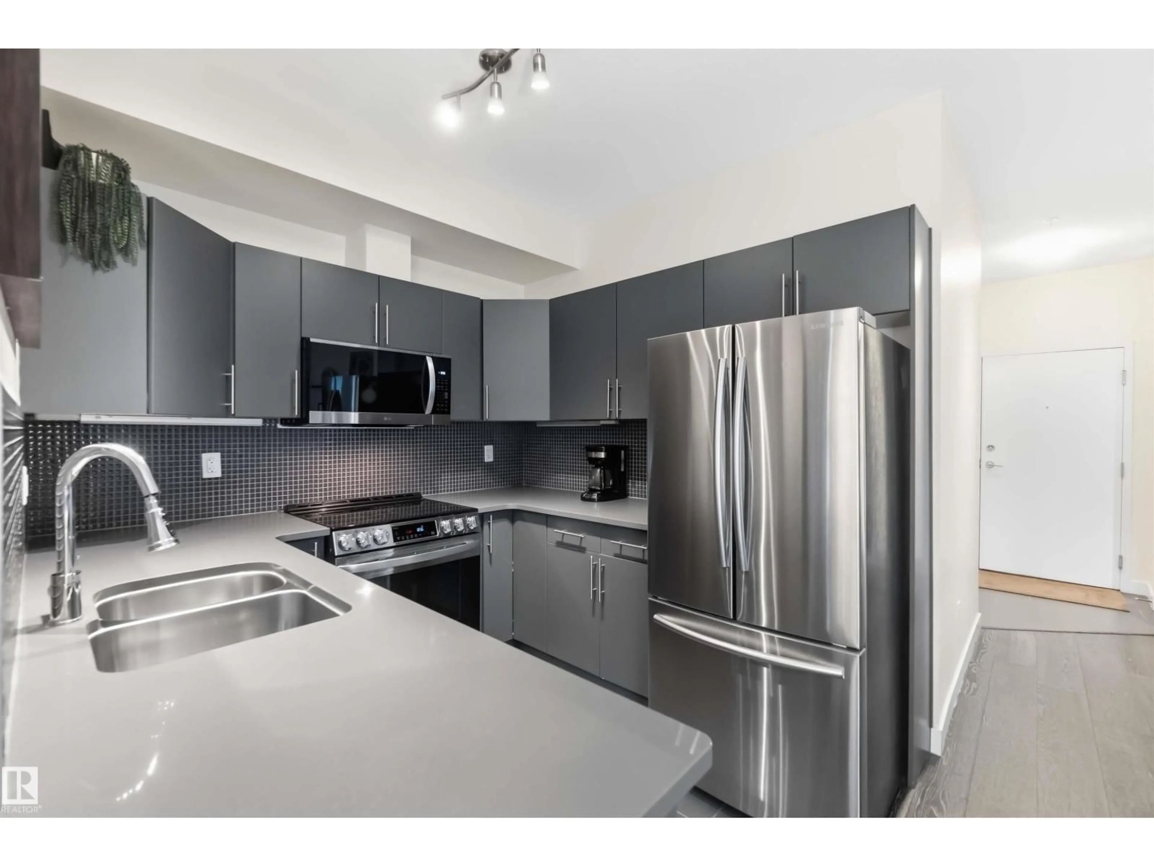 Standard kitchen, unknown for #114 - 10611 117 ST NW, Edmonton Alberta T5H0G6