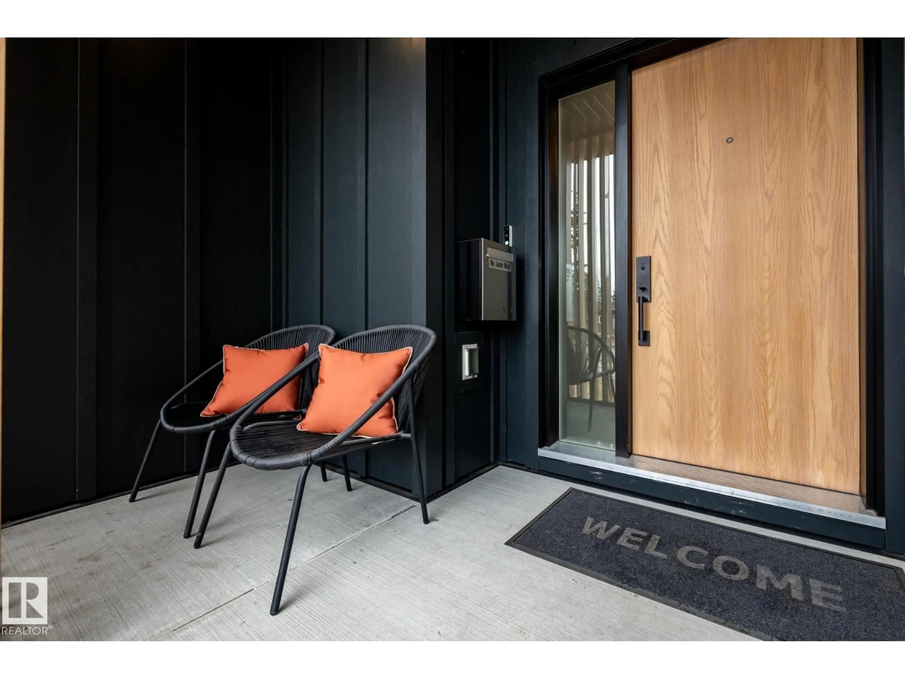 Indoor entryway for NW - 9503 142 ST, Edmonton Alberta T5M2N8