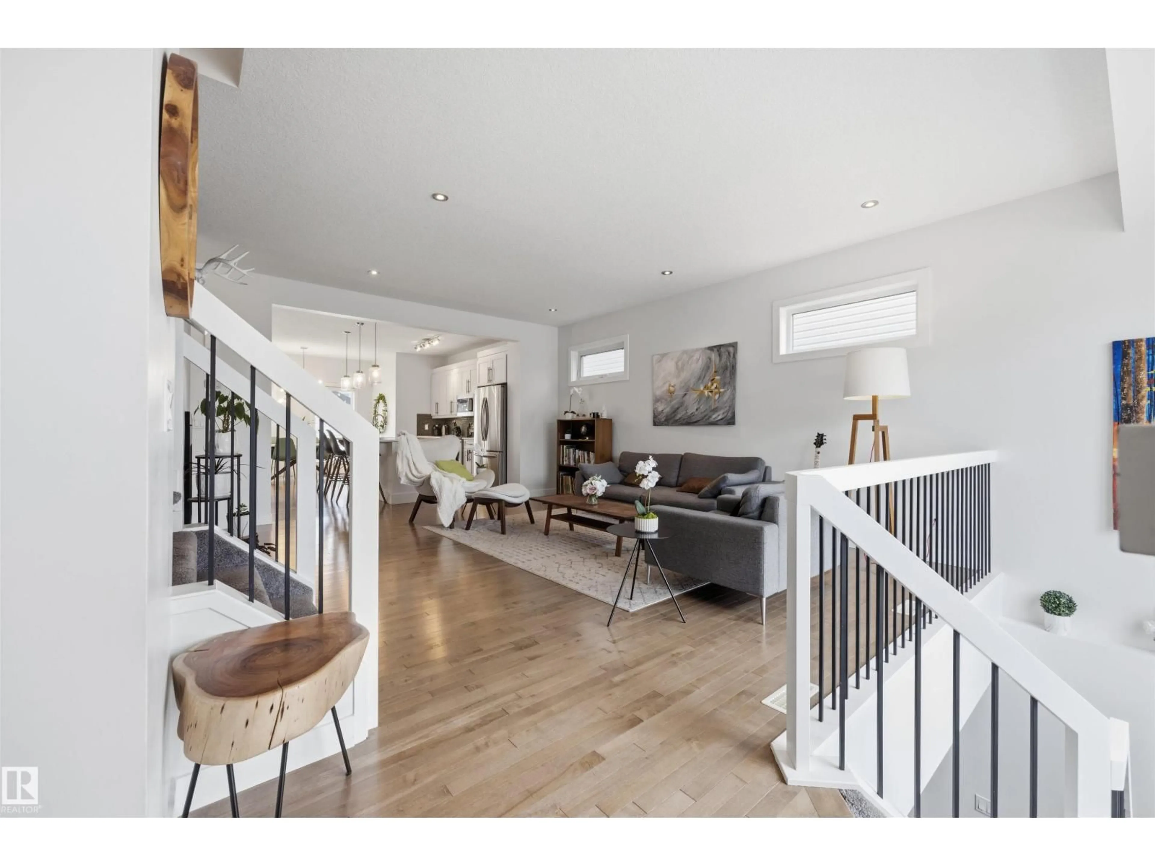 Unknown for 7123 CARDINAL WY, Edmonton Alberta T6W1Z3