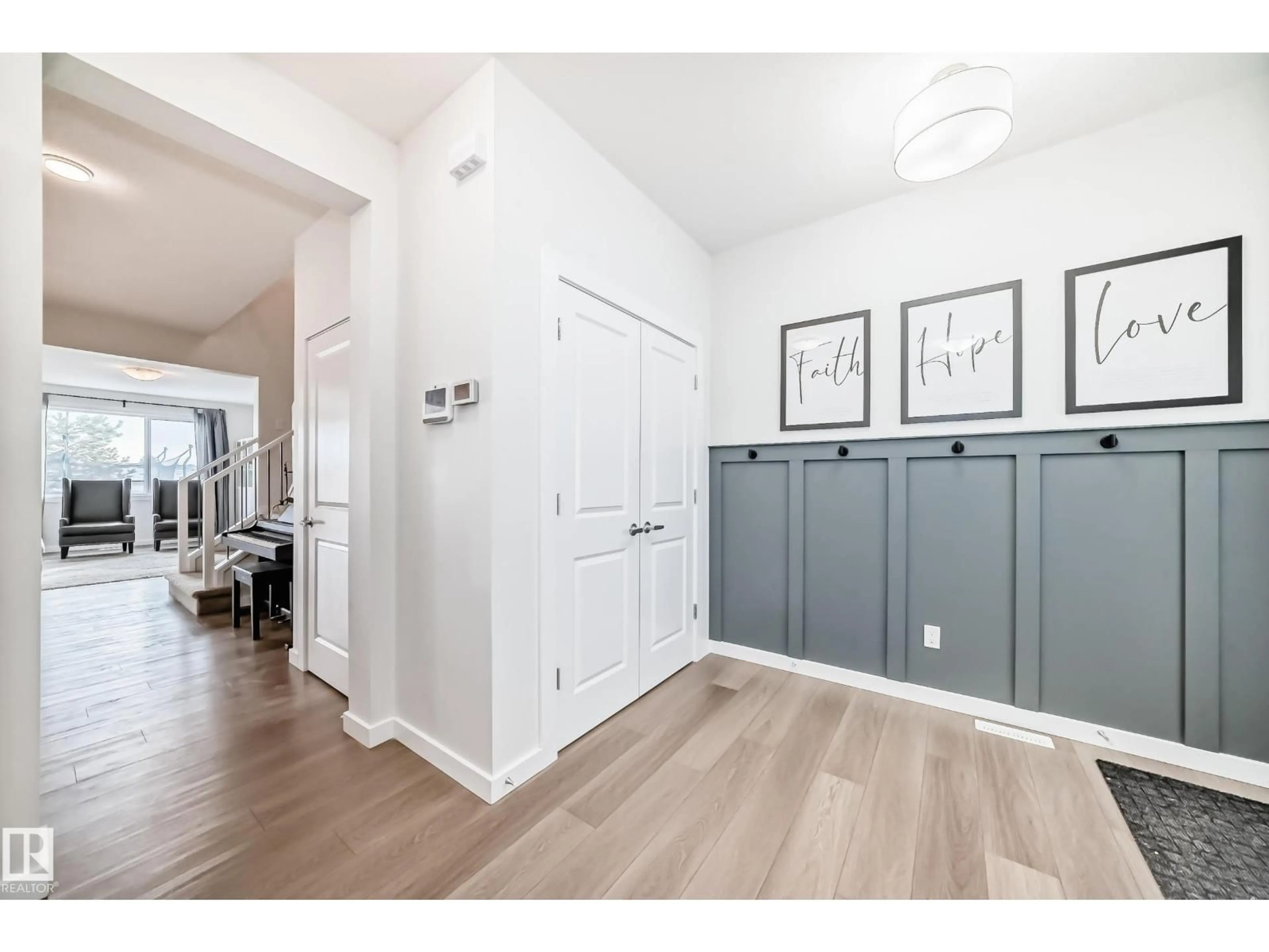 Indoor entryway for SW - 2935 CHOKECHERRY CM, Edmonton Alberta T6X2M3