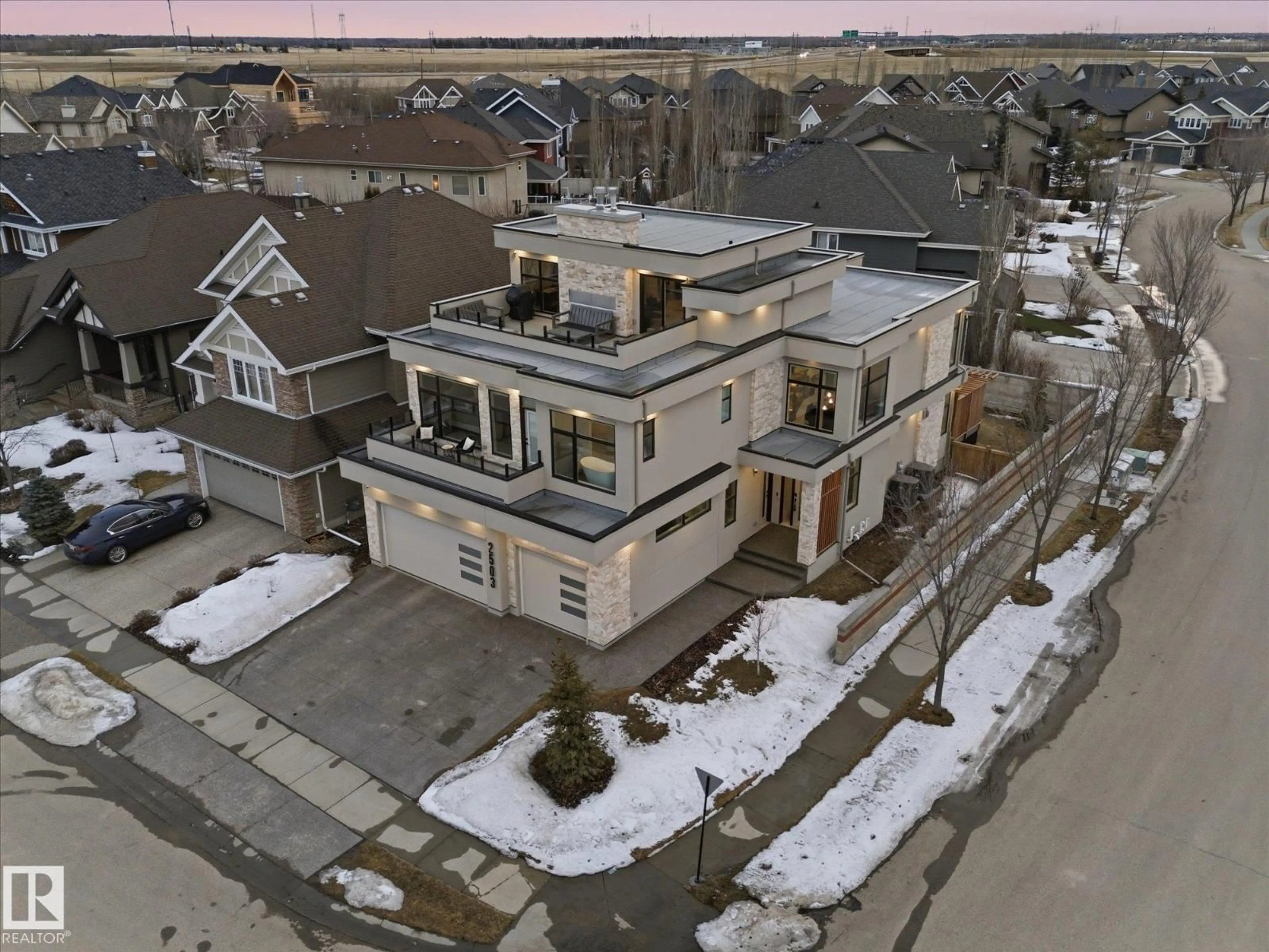 A pic from outside/outdoor area/front of a property/back of a property/a pic from drone, street for 2503 CAMERON RAVINE LANDING LD, Edmonton Alberta T6M0L3
