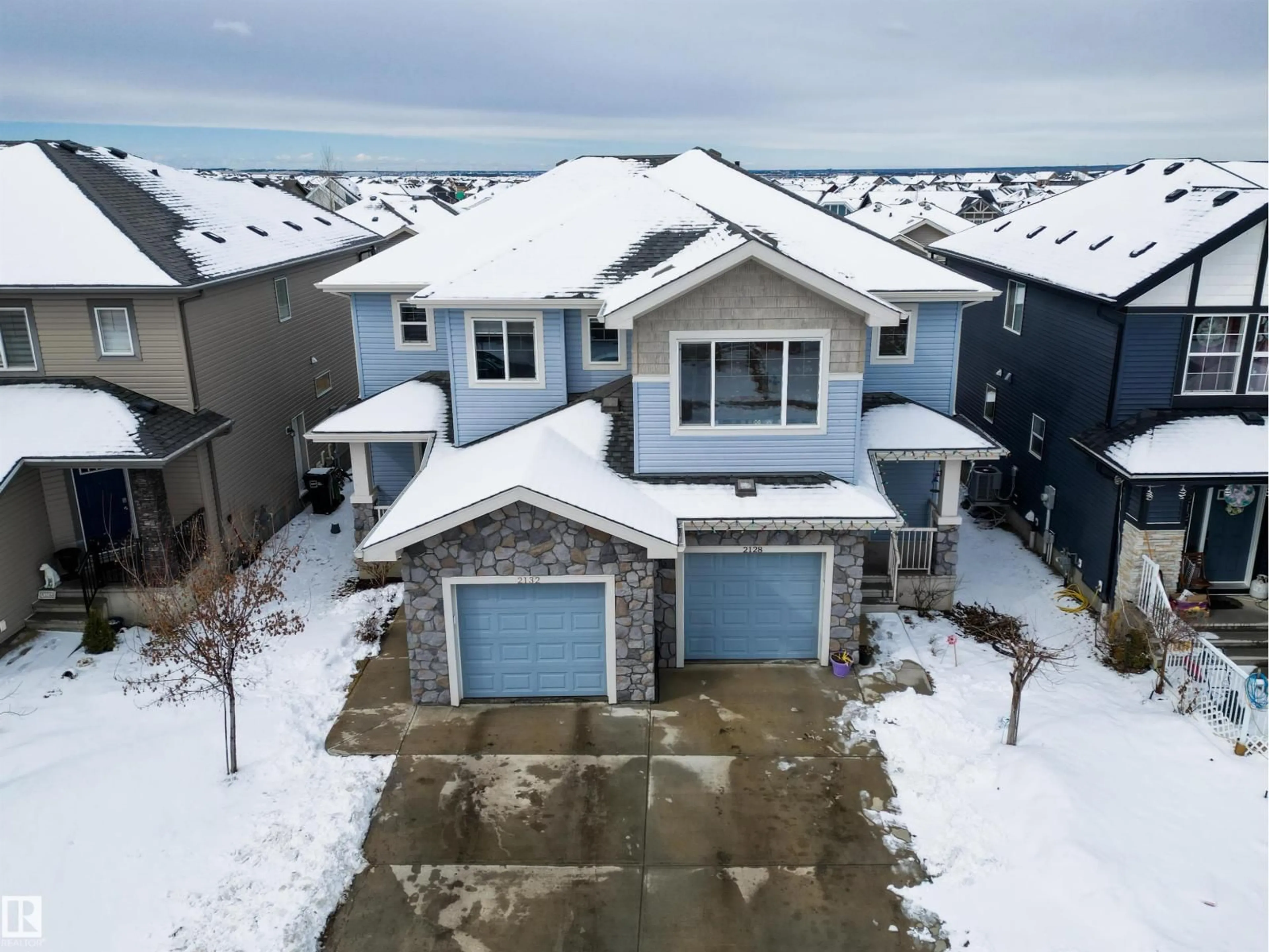 A pic from outside/outdoor area/front of a property/back of a property/a pic from drone, unknown for SW - 2132 52 ST, Edmonton Alberta T6X1Z7