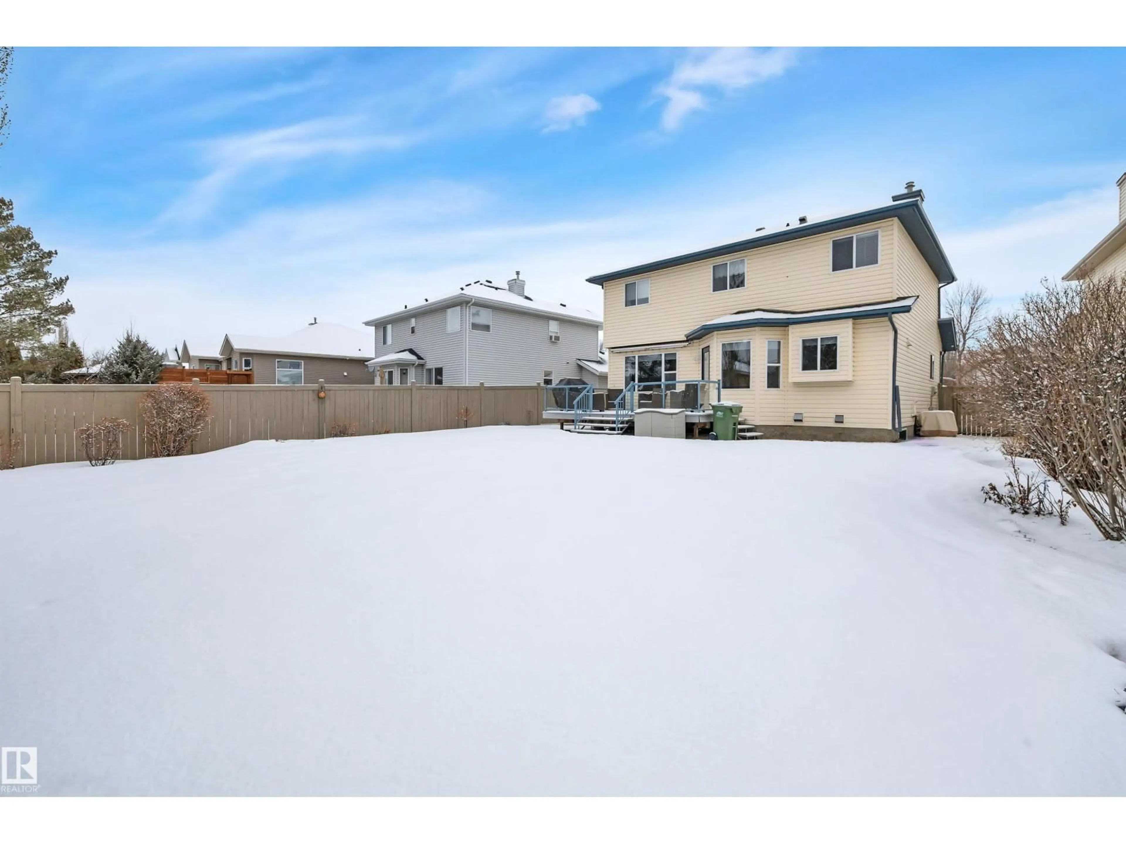 Patio, unknown for 40 EASTCOTT DR, St. Albert Alberta T8N7B1