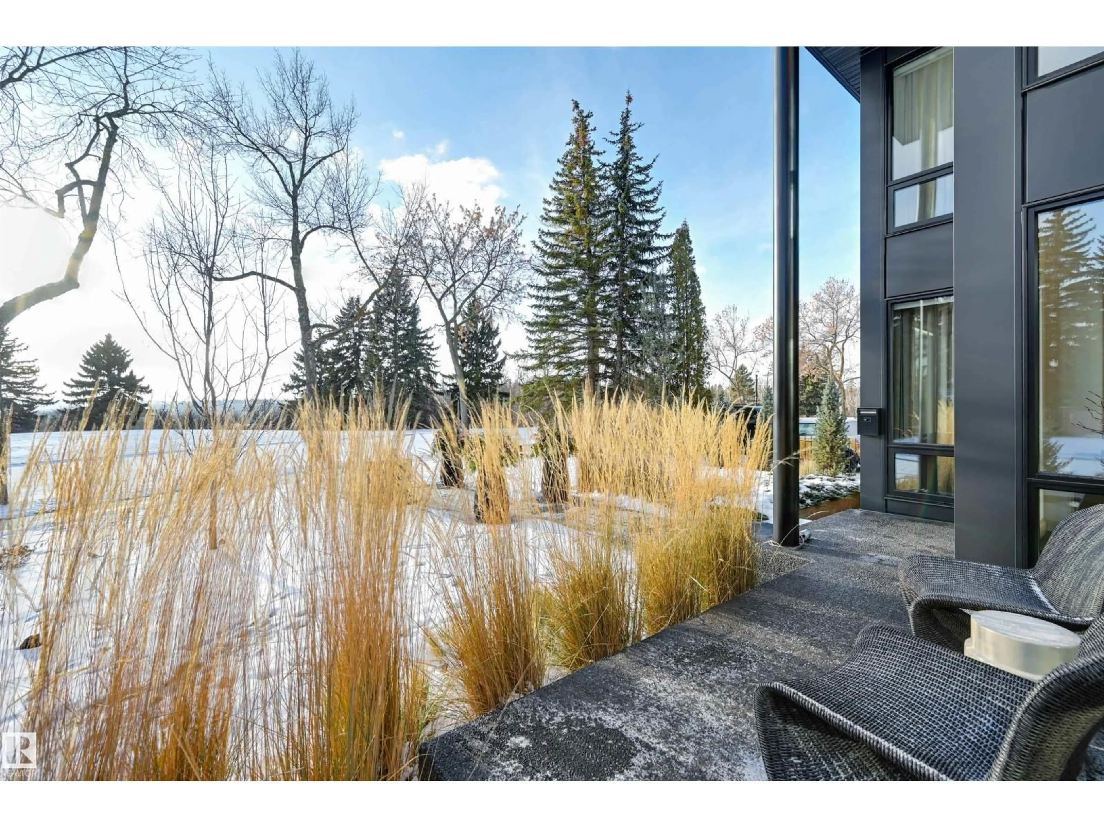 Patio, water/lake/river/ocean view for 13508 RAVINE DR, Edmonton Alberta T5N3L8