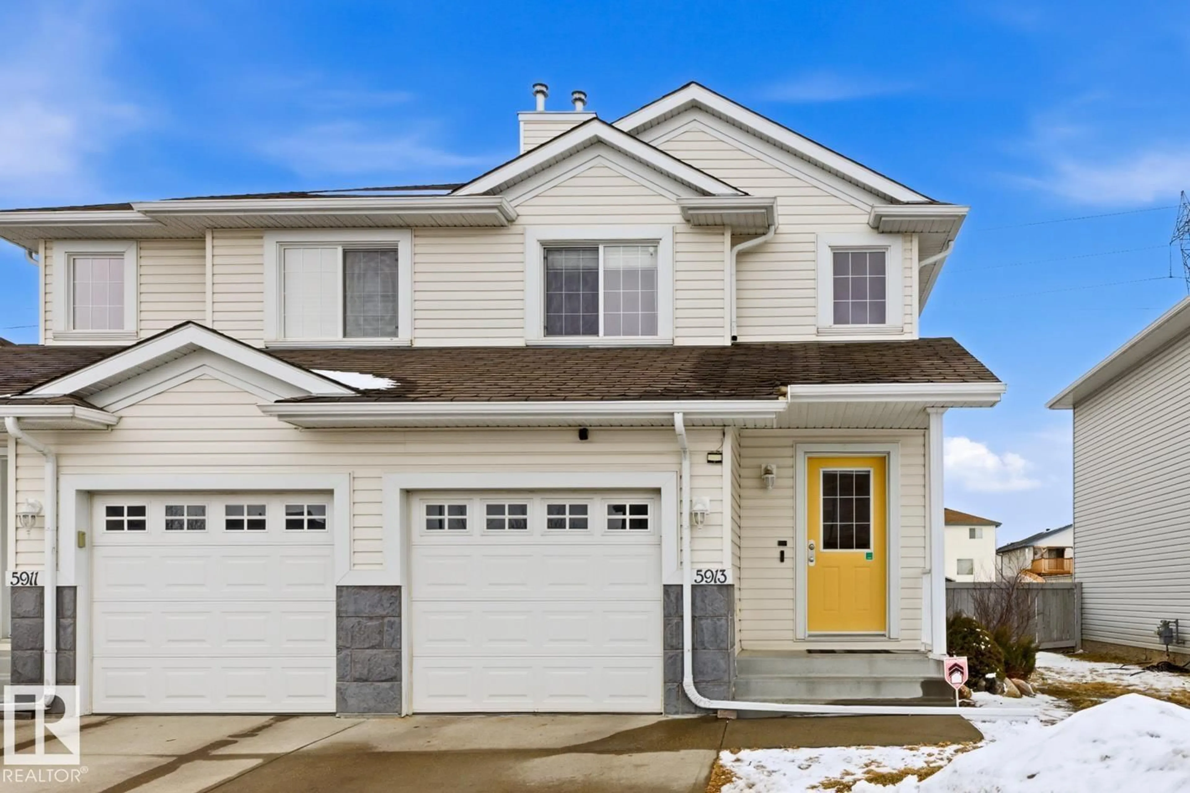 Home with vinyl exterior material, street for 5913 164 AV, Edmonton Alberta T7Y0B3