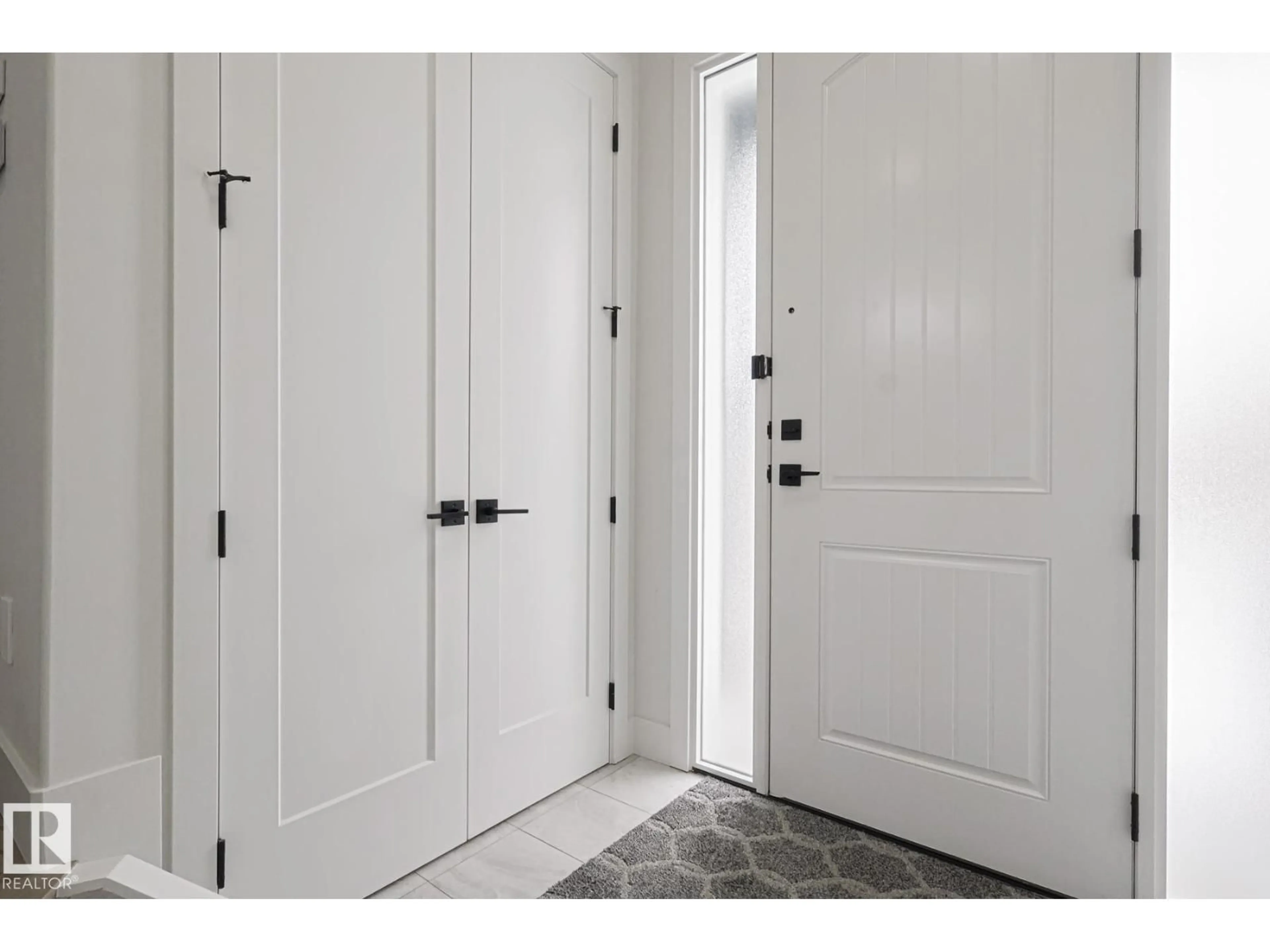 Indoor entryway for 7446 COLONEL MEWBURN RD, Edmonton Alberta T5E6V6