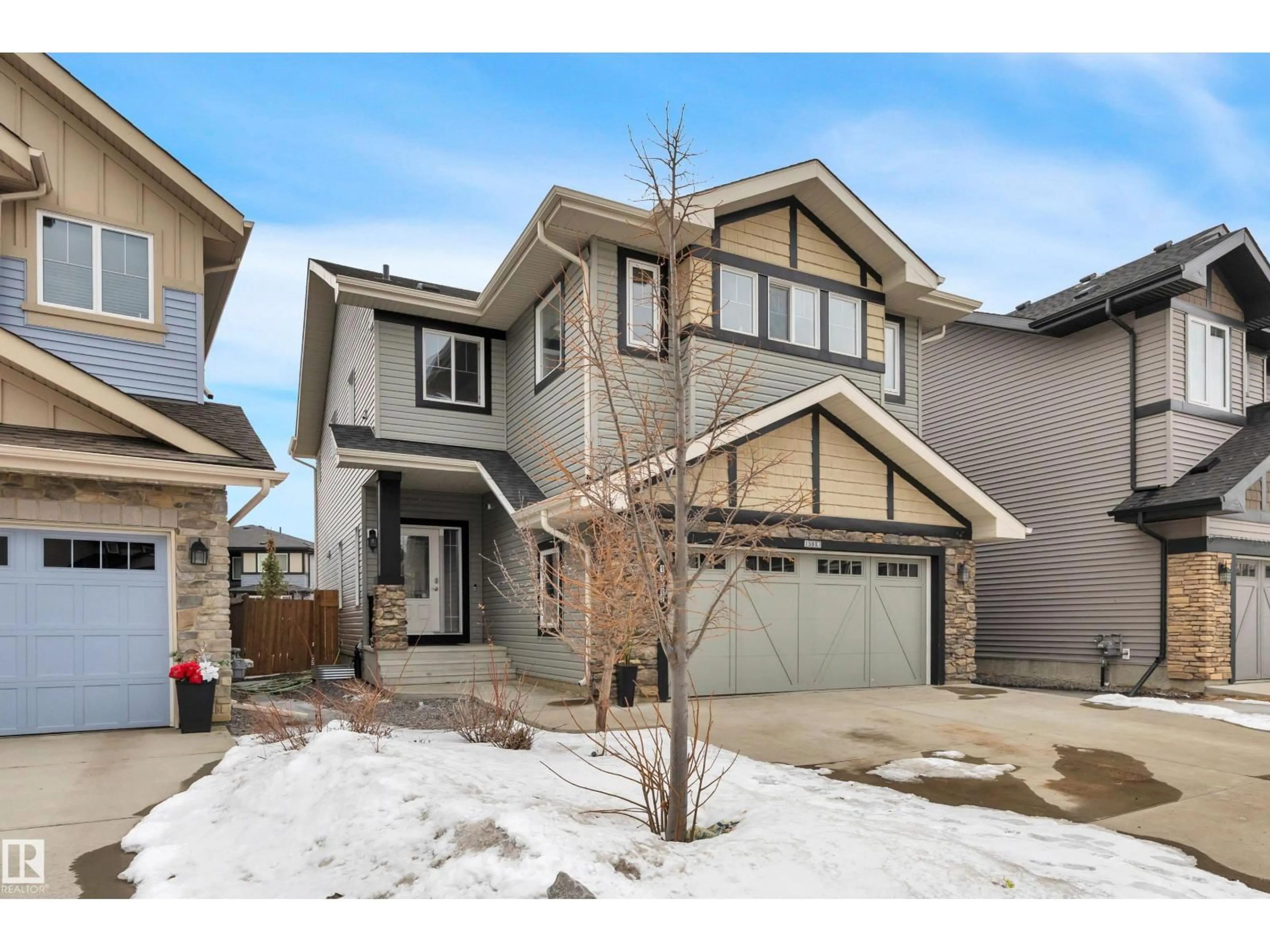 Unknown for 15807 18 AV, Edmonton Alberta T6W3E7