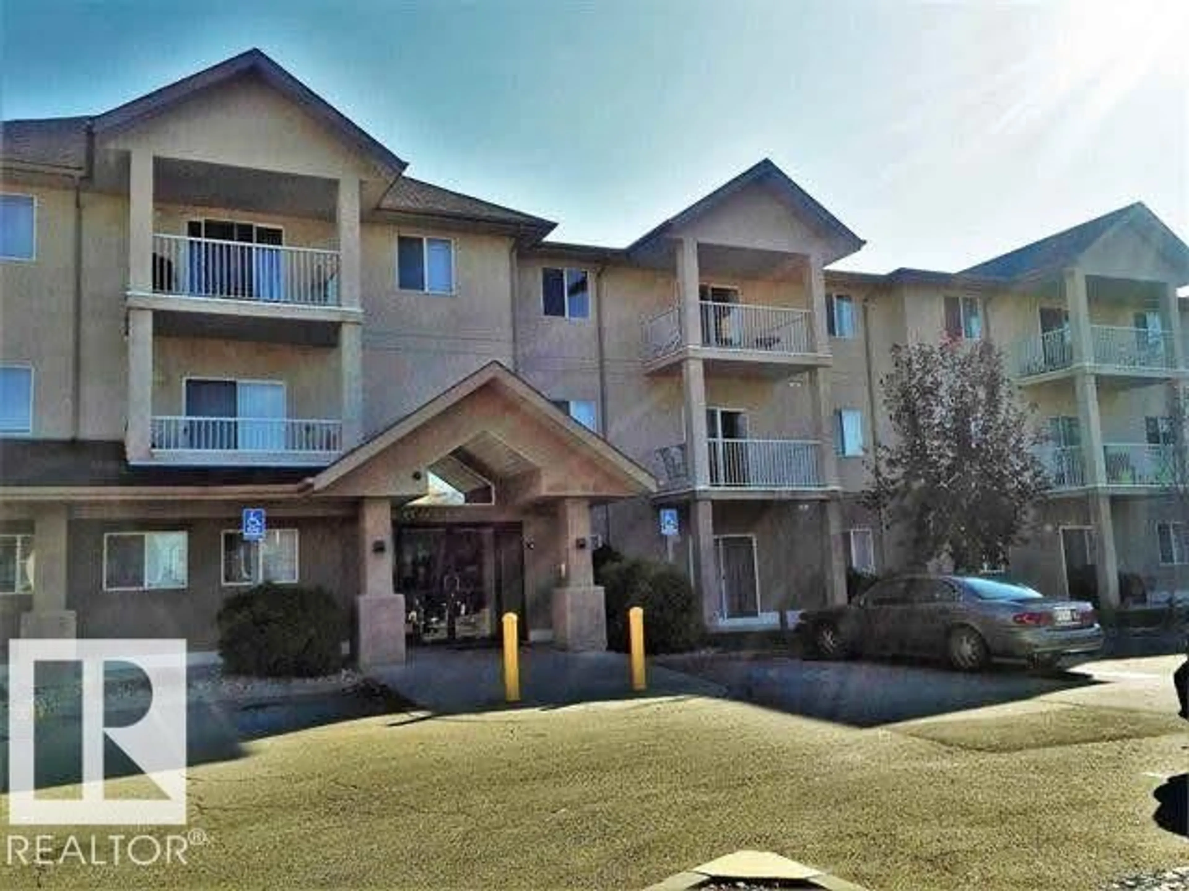 Unknown for 136 16221 95 ST NW, Edmonton Alberta T5Z3V3