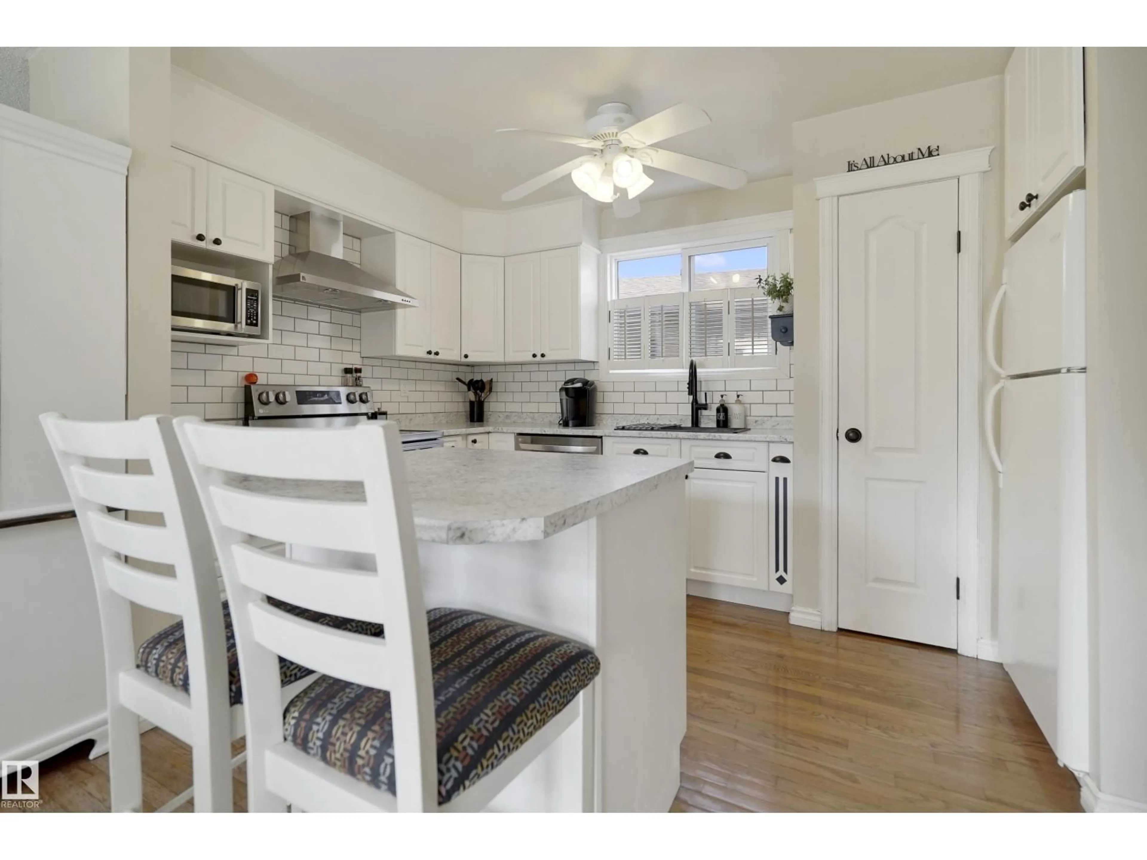 Open concept kitchen, unknown for NW - 2005 108A ST, Edmonton Alberta T6J5T5