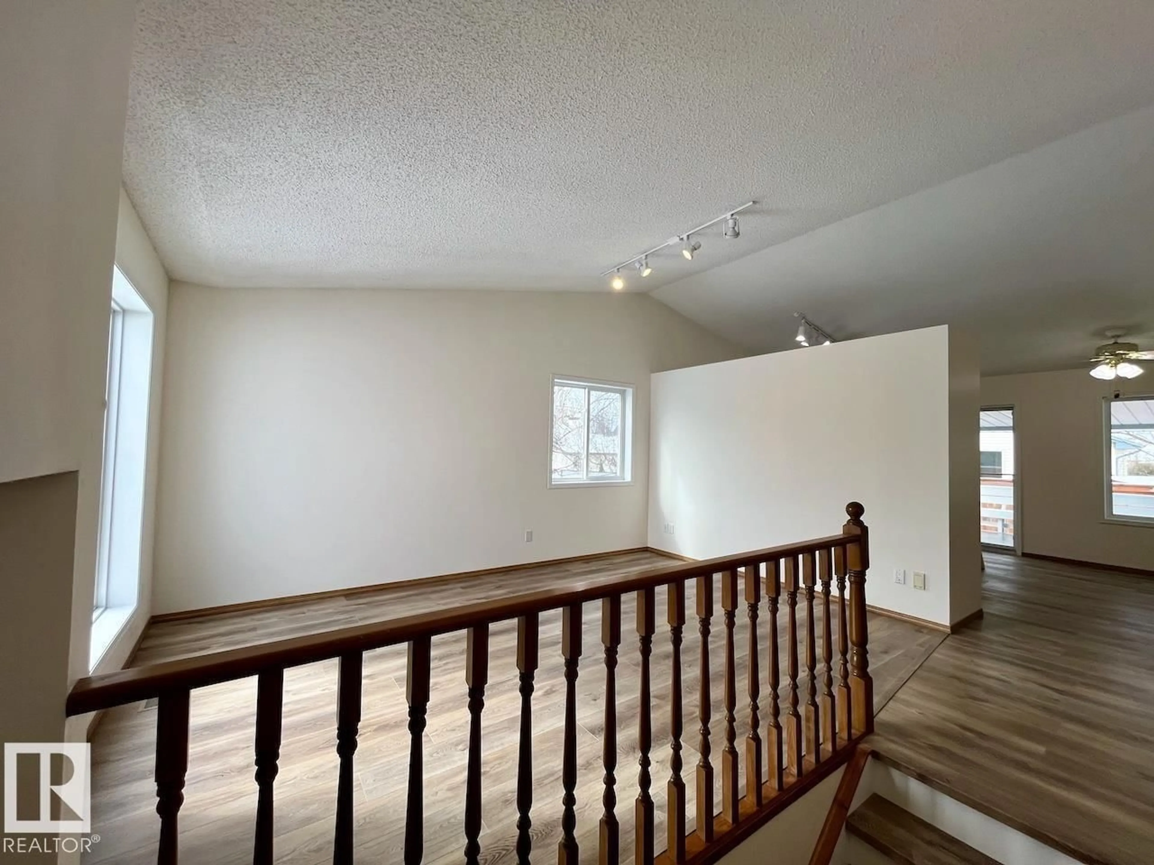 A pic of a room for 450 BRECKENRIDGE LN, Edmonton Alberta T5T6E2