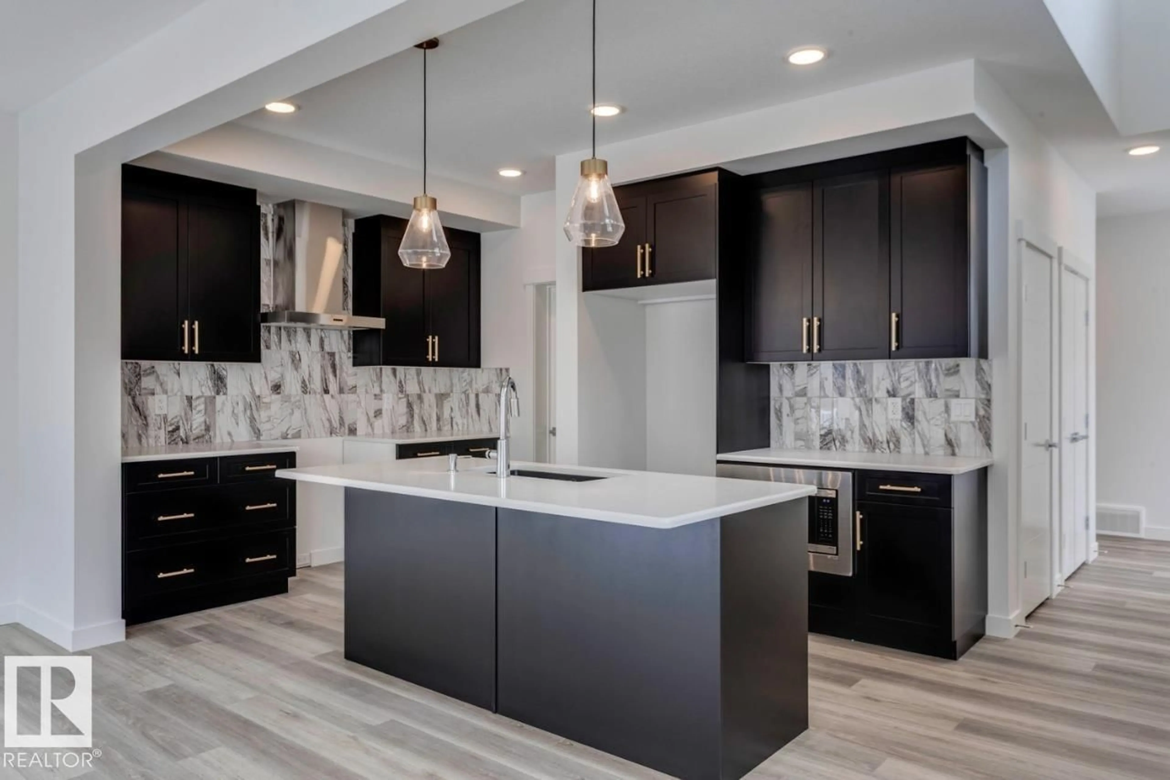 Contemporary kitchen, unknown for NW - 1835 188 ST, Edmonton Alberta T6T2M9