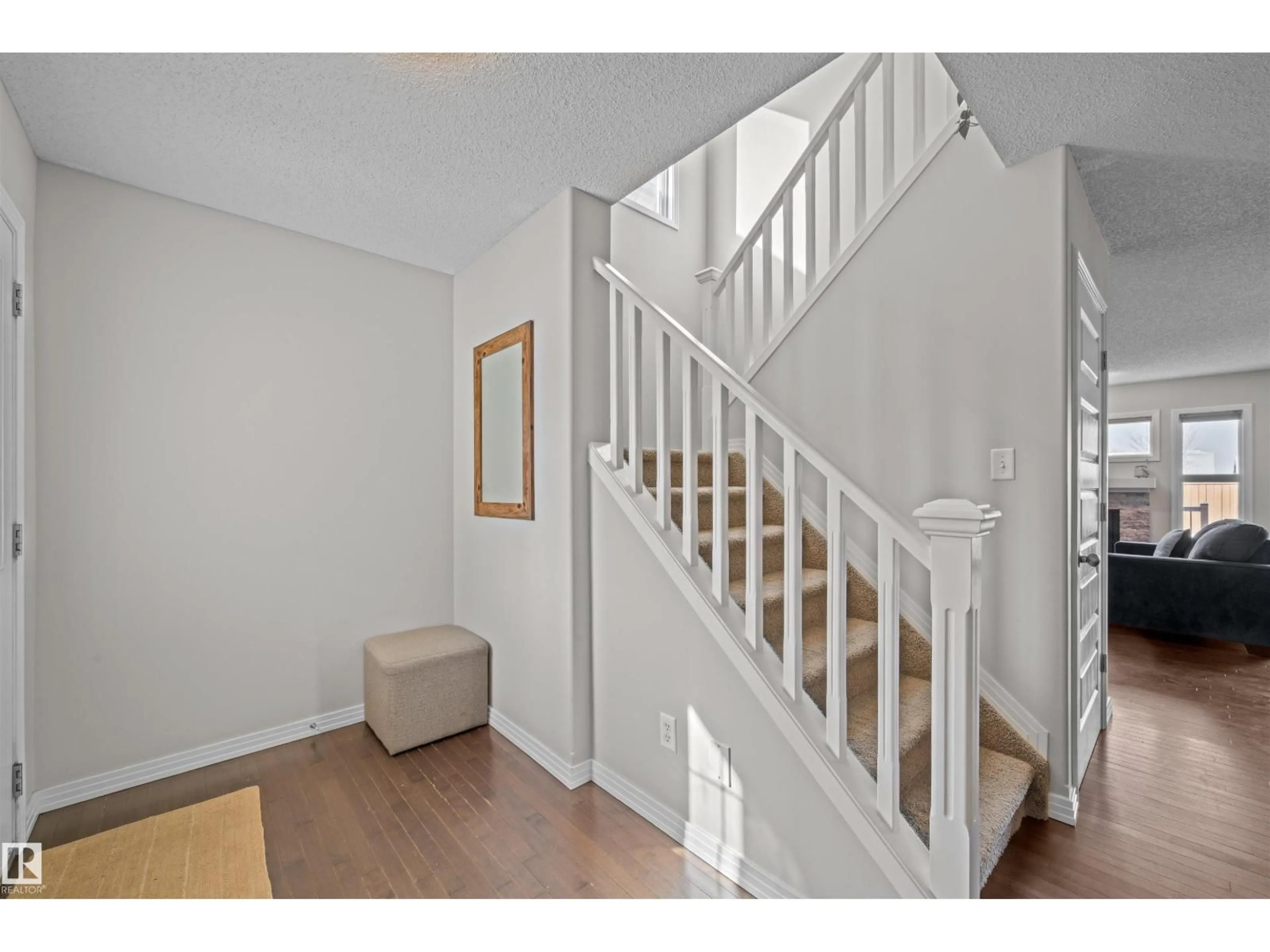 Unknown for NW - 17072 81 ST, Edmonton Alberta T5Z0E1