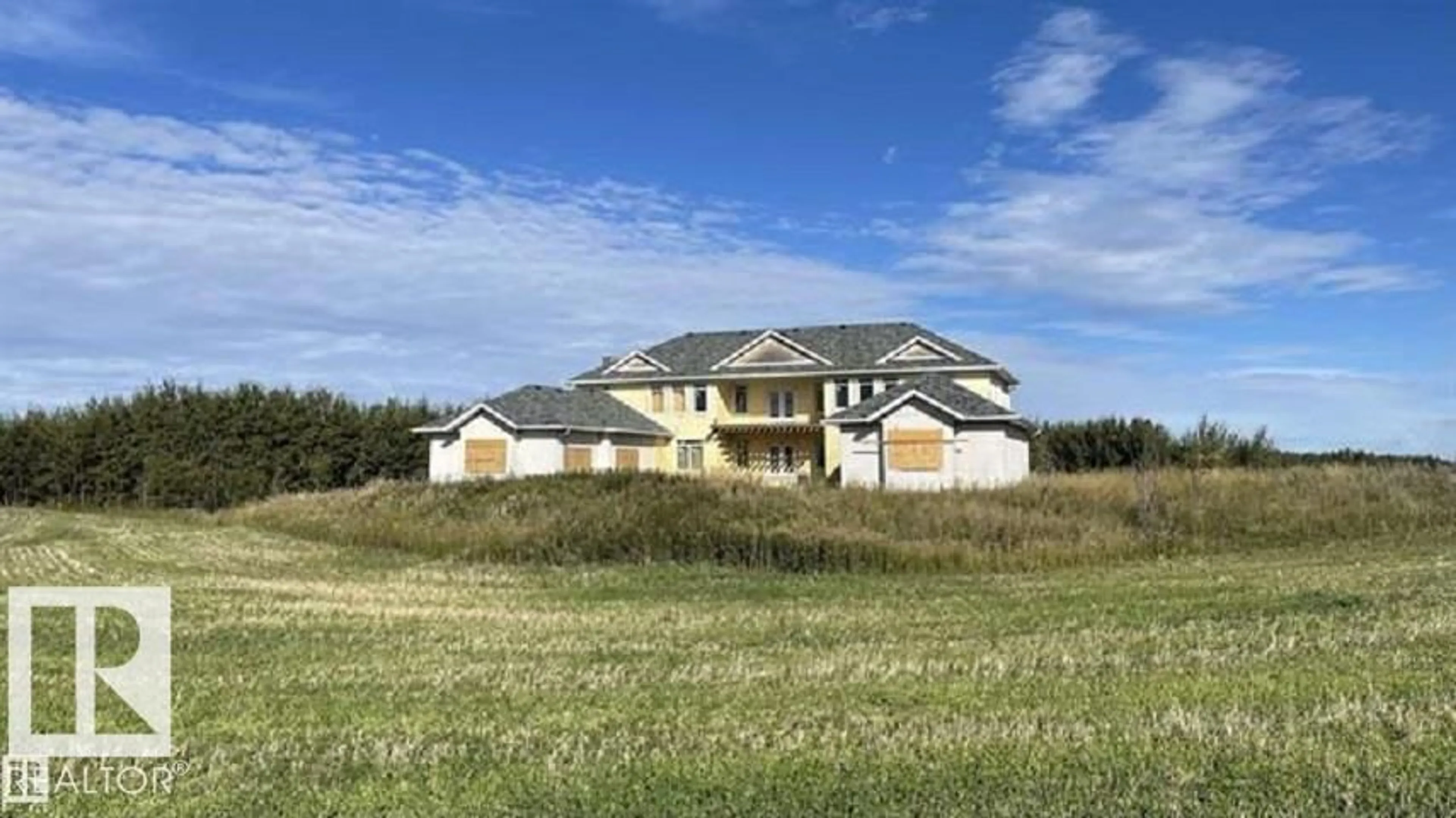 A pic from outside/outdoor area/front of a property/back of a property/a pic from drone, building for 49156 HYW 623, Rural Camrose County Alberta T4V2N1