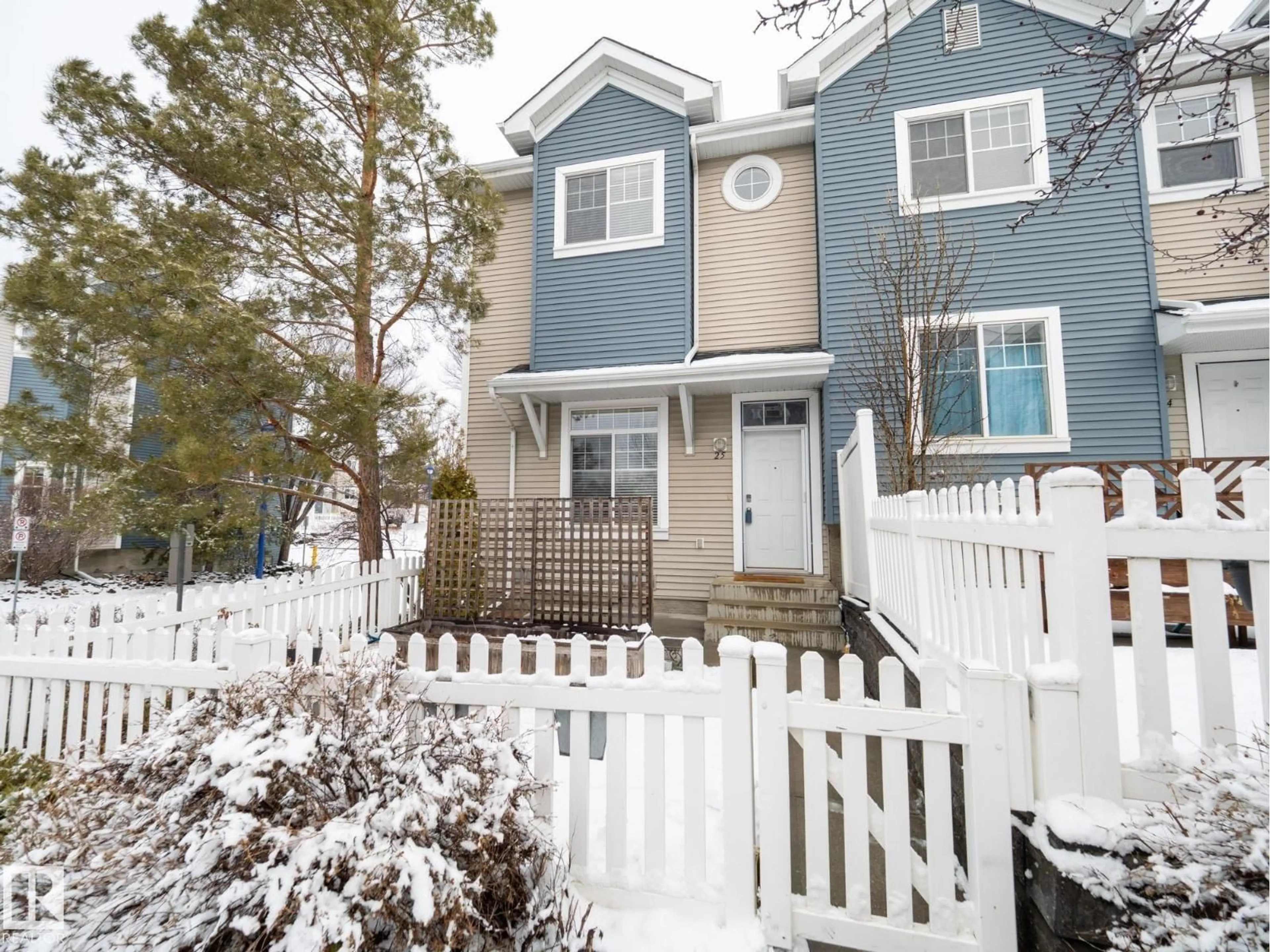 Home with vinyl exterior material, street for #25 - 8304 11 AV, Edmonton Alberta T6X1J8