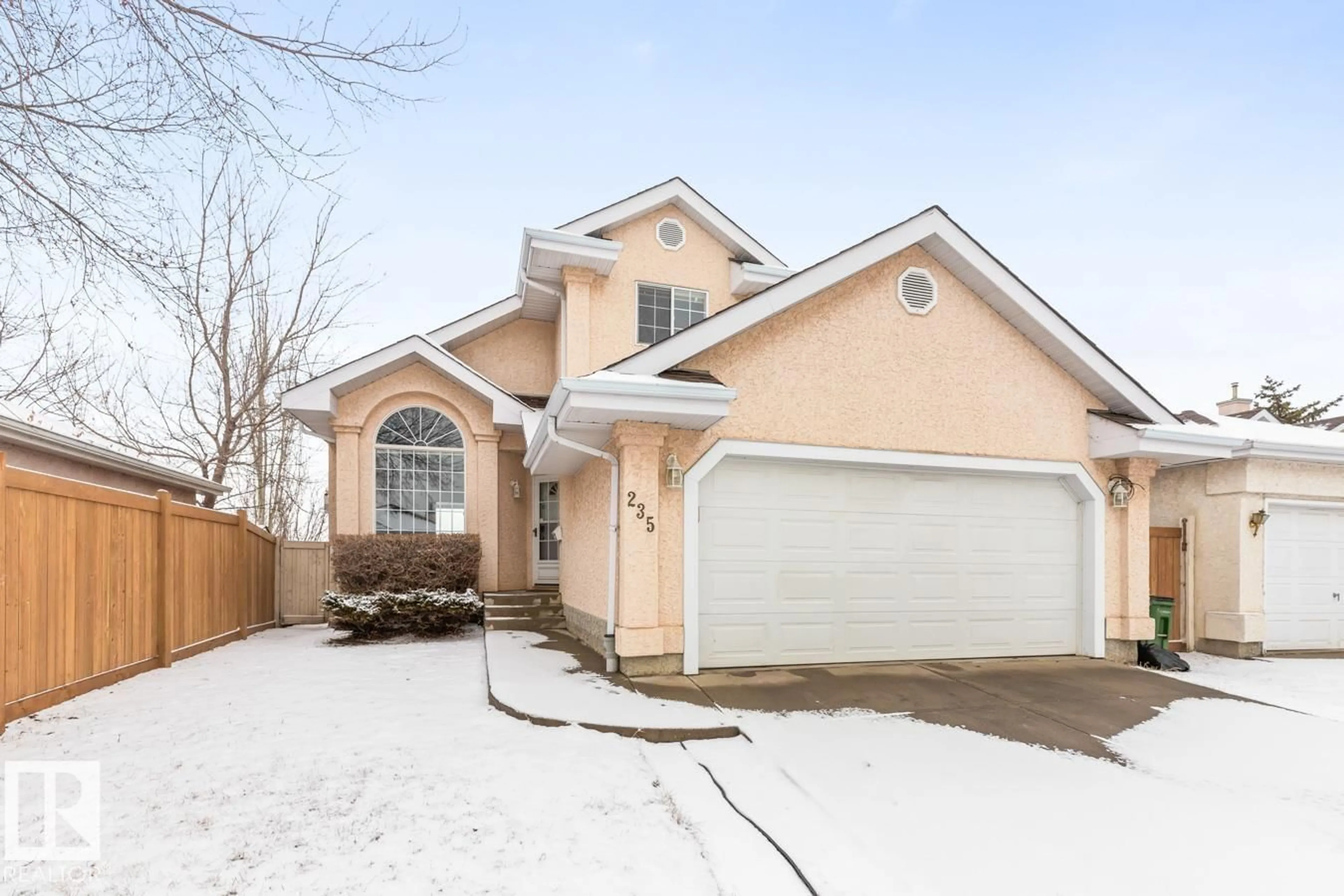 Unknown for 235 RIVER PT, Edmonton Alberta T5A4Z2